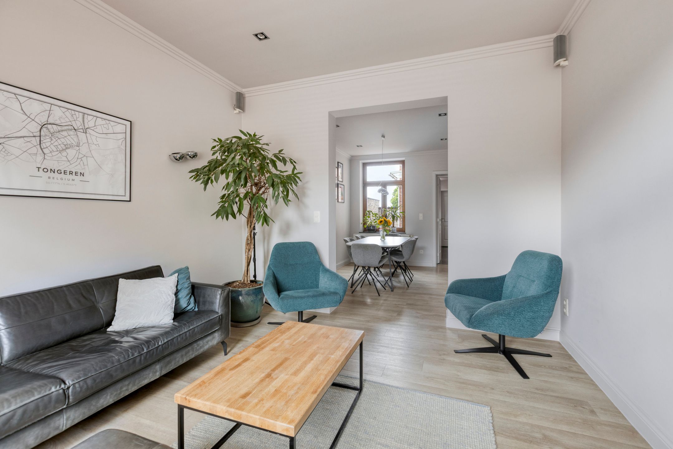 Gerenoveerde herenwoning met garage foto 6