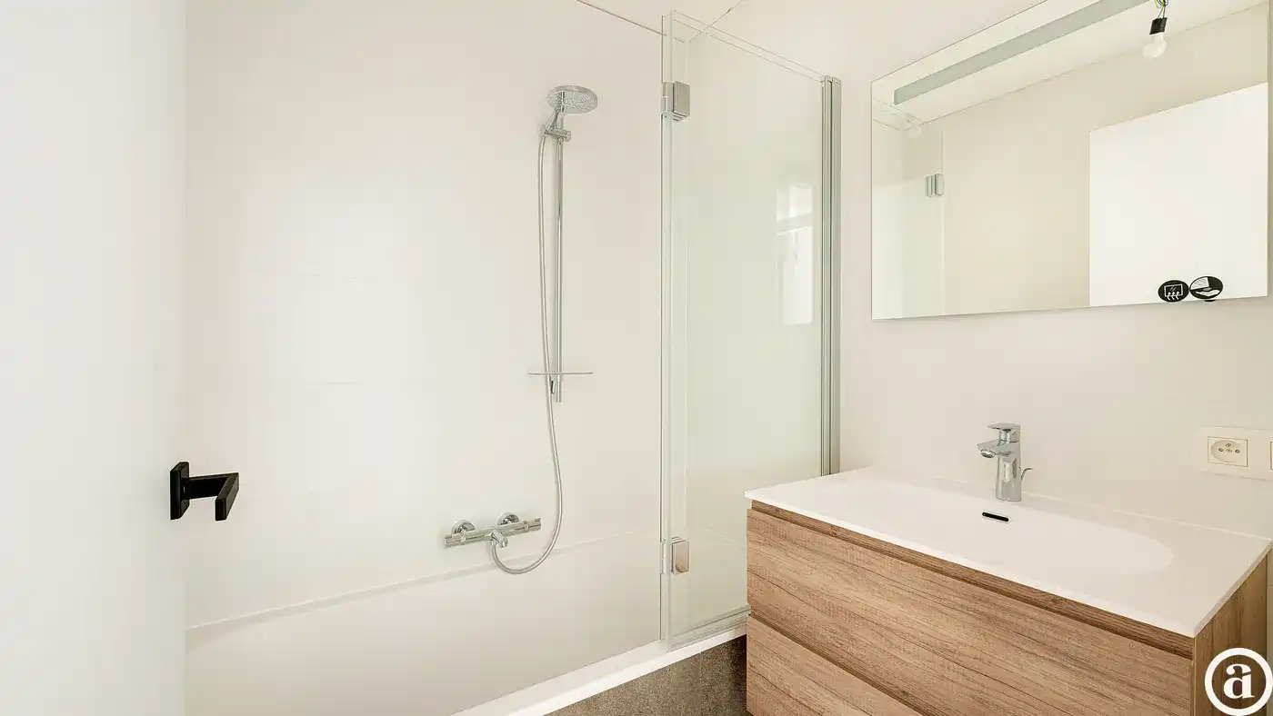 Nieuwbouwappartement met lateraal zeezicht in Duinbergen foto 14