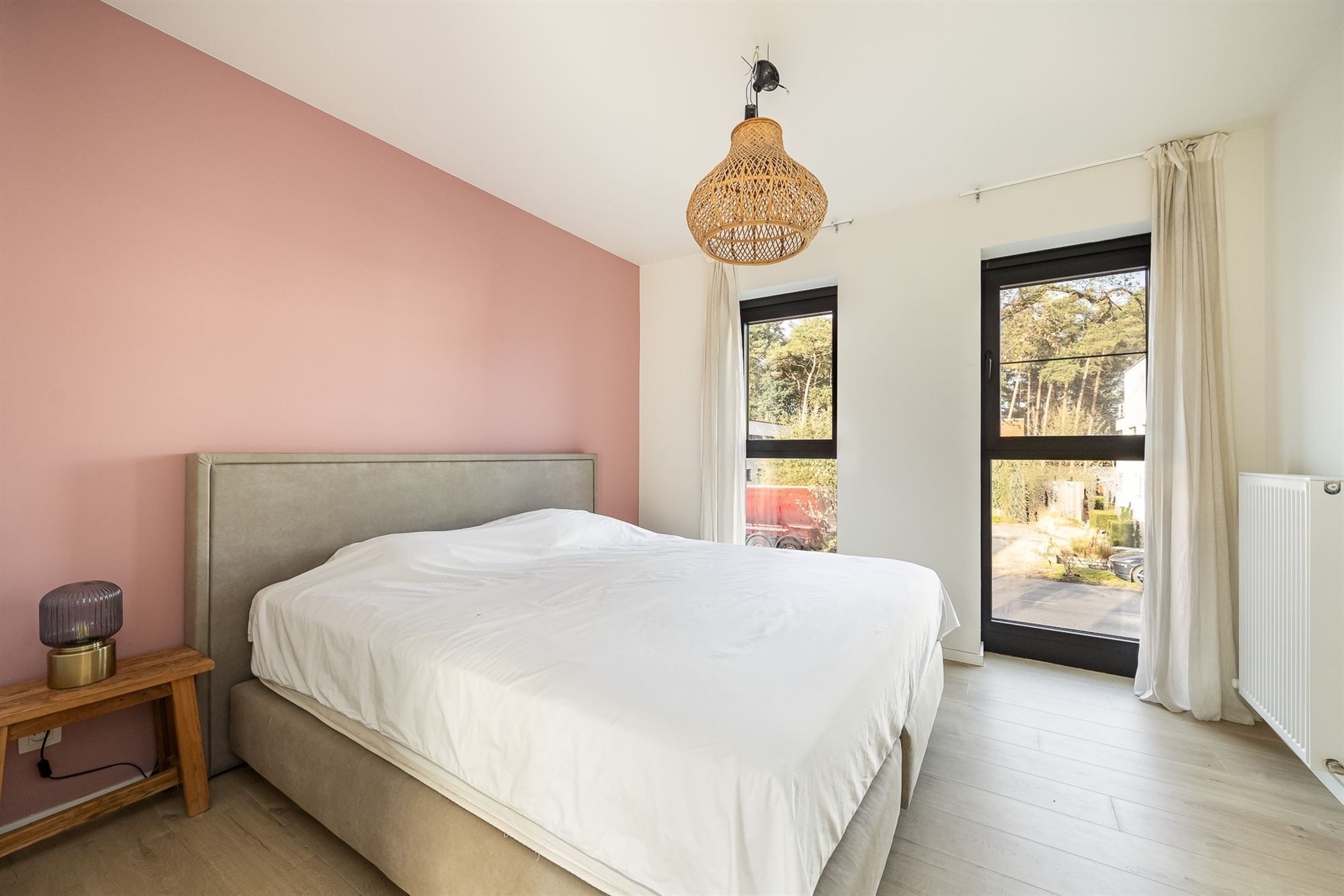 Instapklare woning met 3 slaapkamers en ruime tuin foto 17