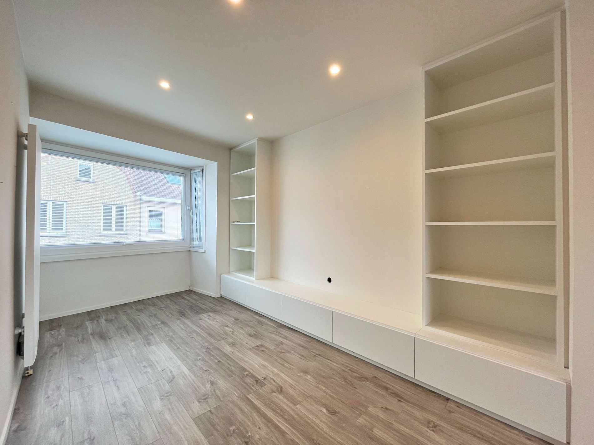 Interessant woonhuis met 4/5 kamers en een garage te Heist foto 3