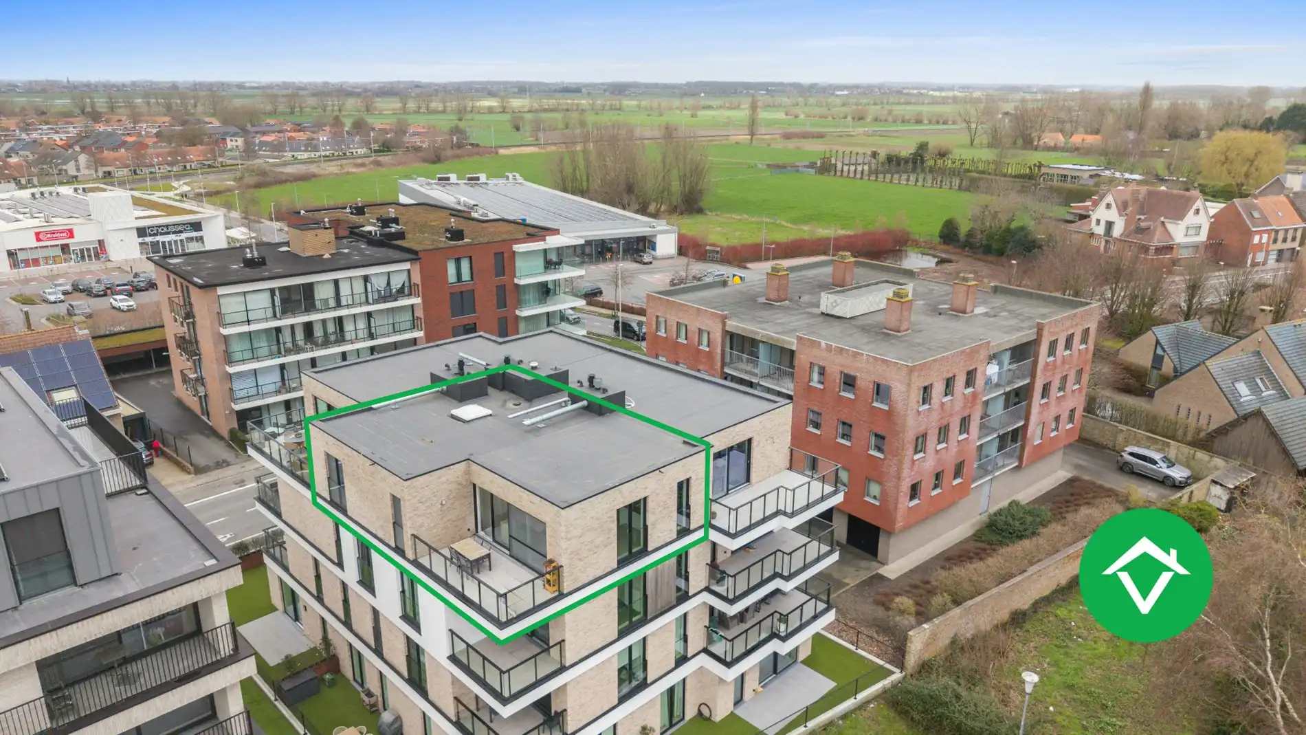 Recent topappartement (2023) met 2 slaapkamers én garage te Diksmuide foto {{pictureIndex}}