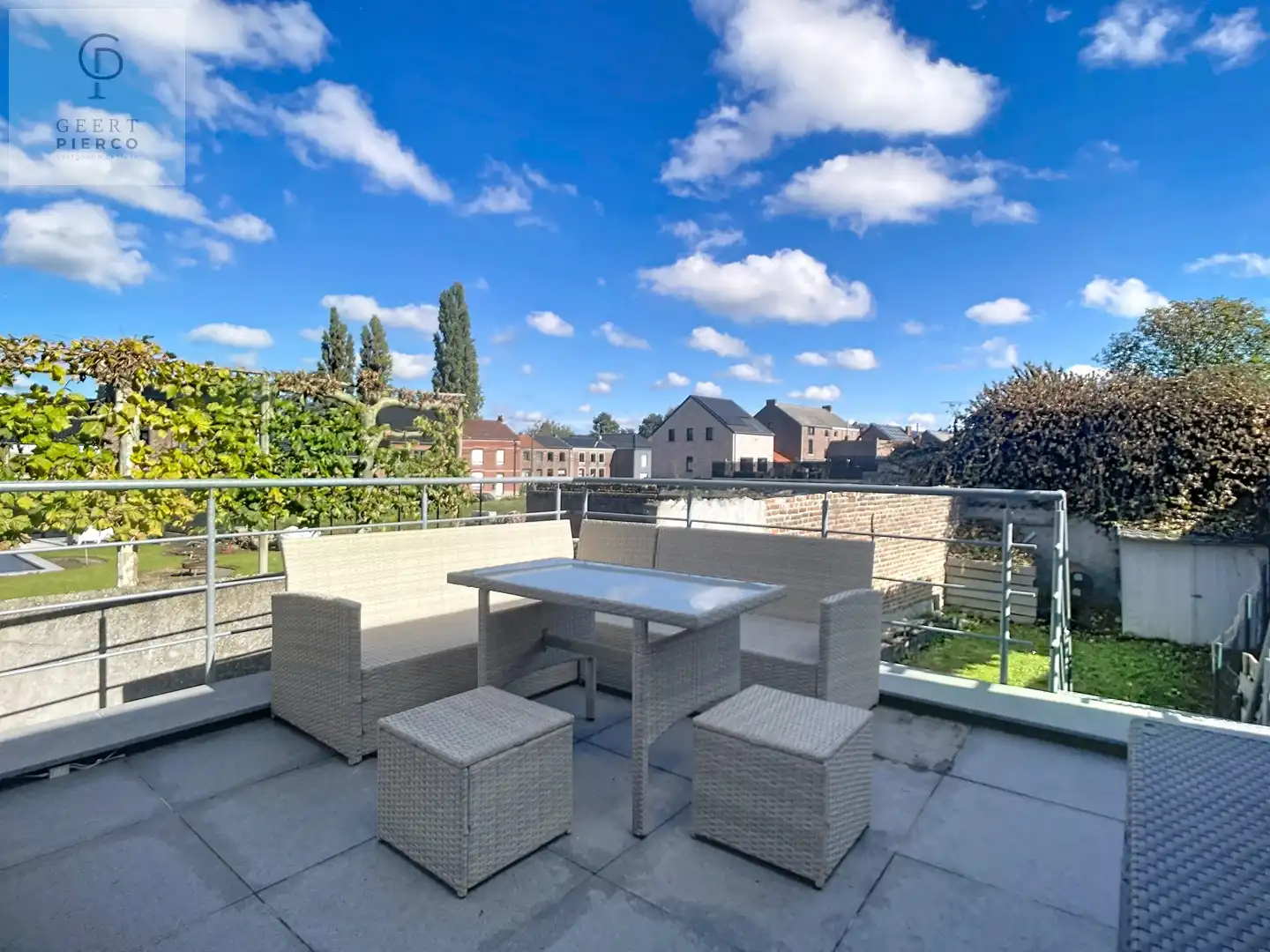 Wonen met Leefruimte op 1ste Verdieping, Terras en Charmante Stadstuin in het centrum van Attenhoven. foto 14