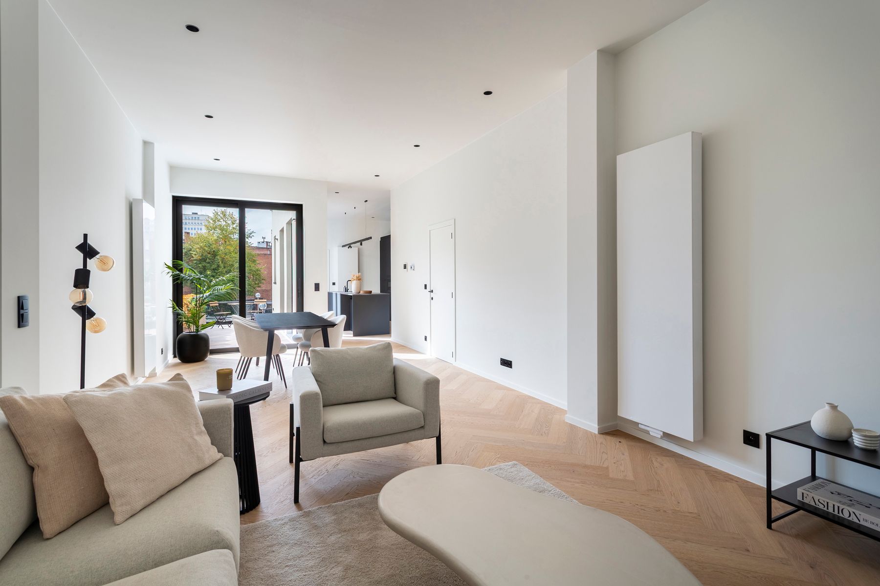 Totaalrenovatie 2 slaapkamers en toffe buitenruimte foto 12