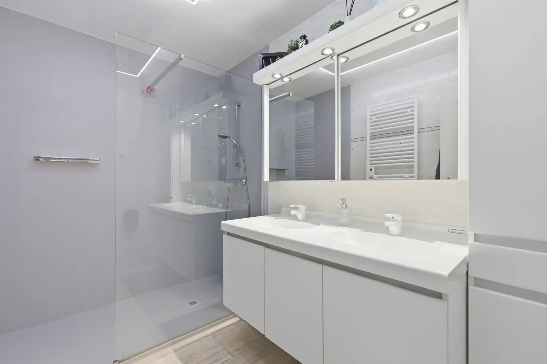 ENERGIEZUINIGE PENTHOUSE / UNIEKE TERRASSEN foto 22