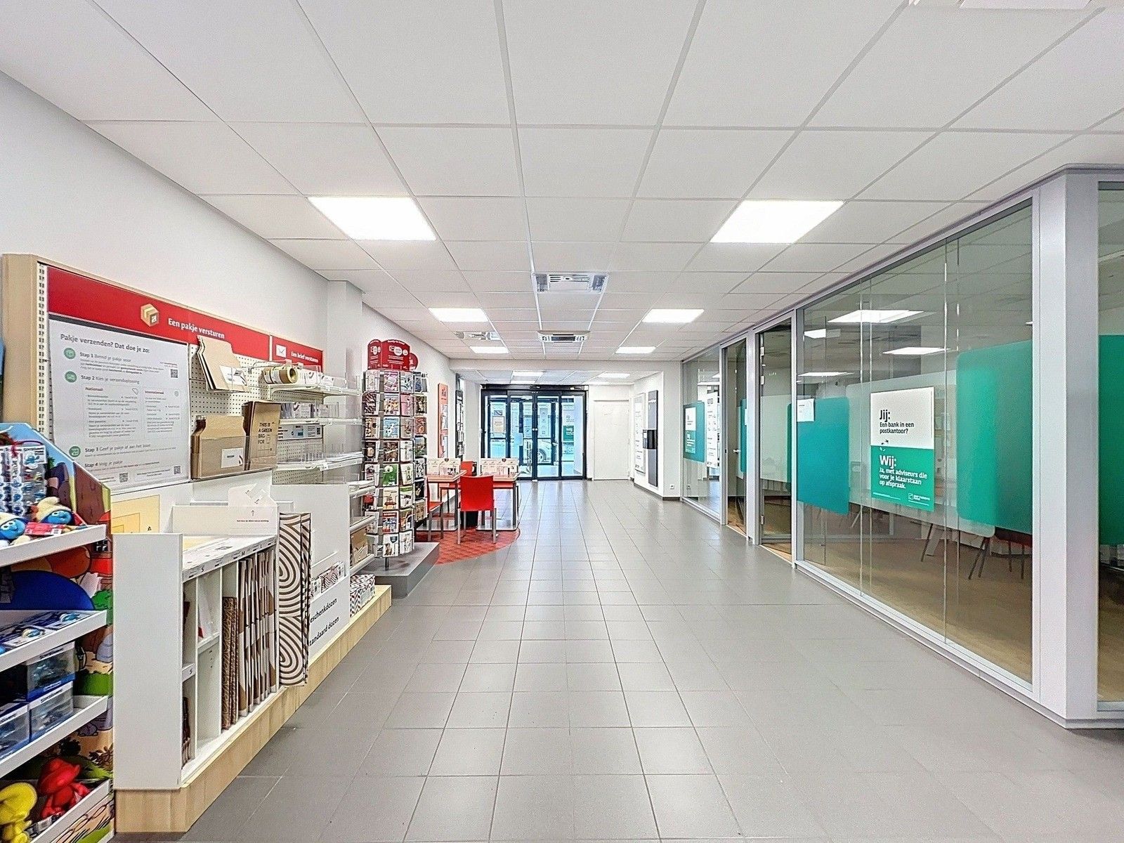 VERHUURD OPBRENGSTEIGENDOM: handelsgelijkvloers (238m²), kwalitatieve huurder BPOST op COMMERCIËLE ligging naast Delhaize te Tielt! foto 8