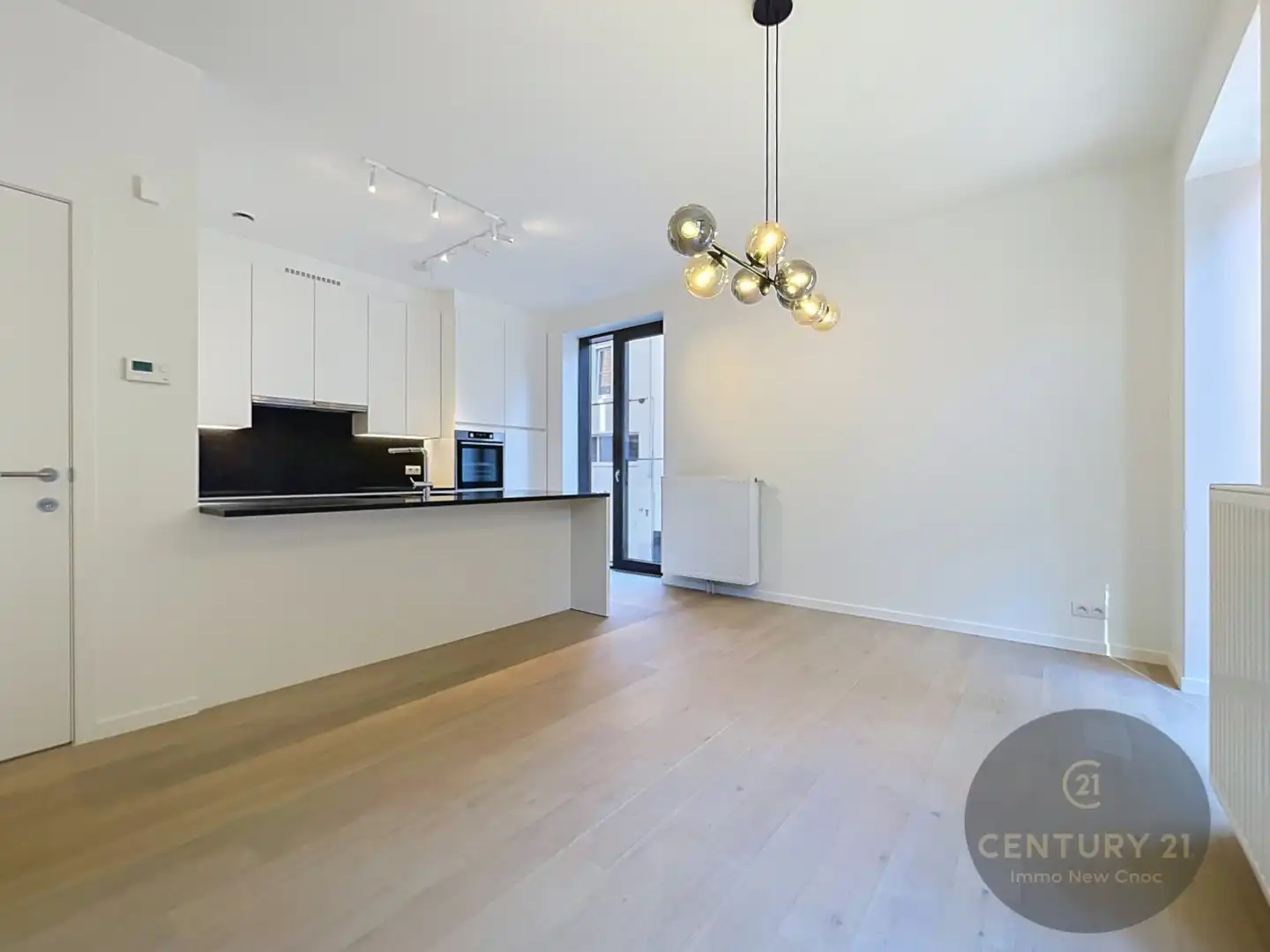 Woning met garagestaanplaats foto 2