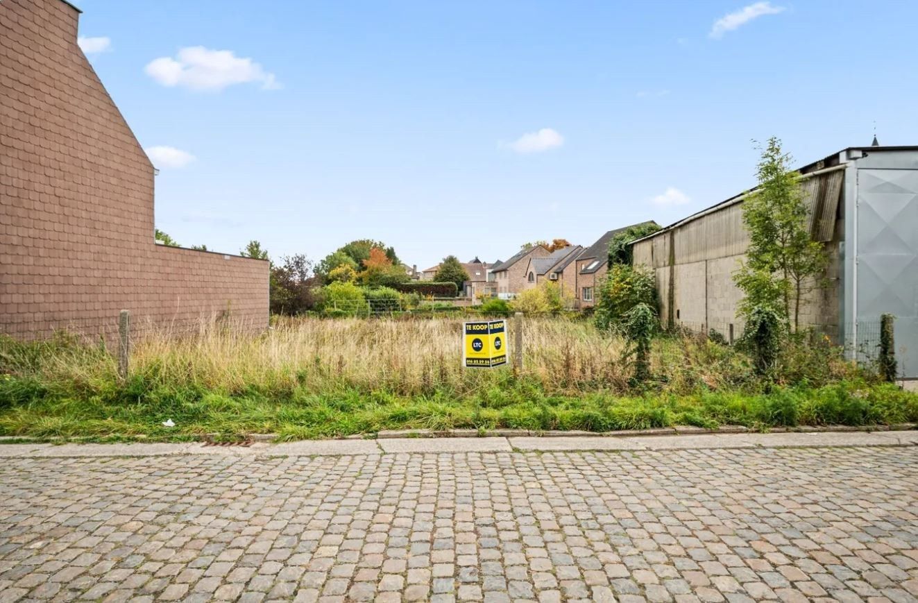 Ruime bouwgrond voor halfopen bebouwing in Goetsenhoven (Tienen) foto 2