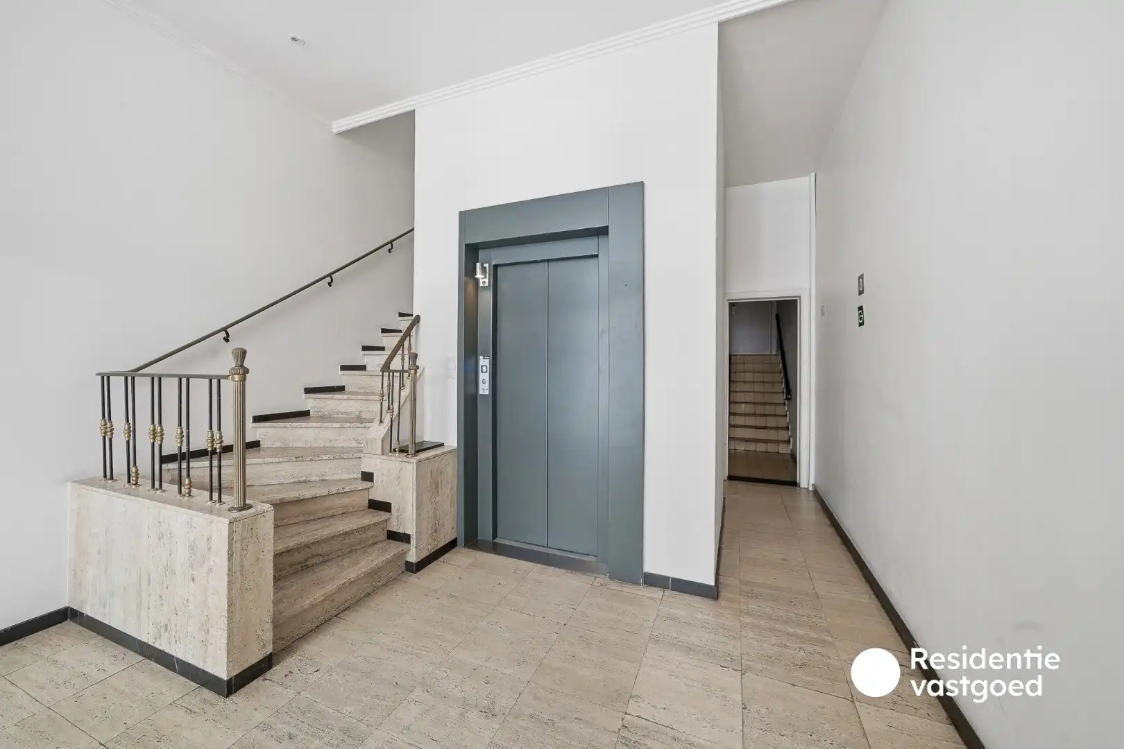 Ruim appartement met 2 slaapkamers op topligging in Oostende foto 20