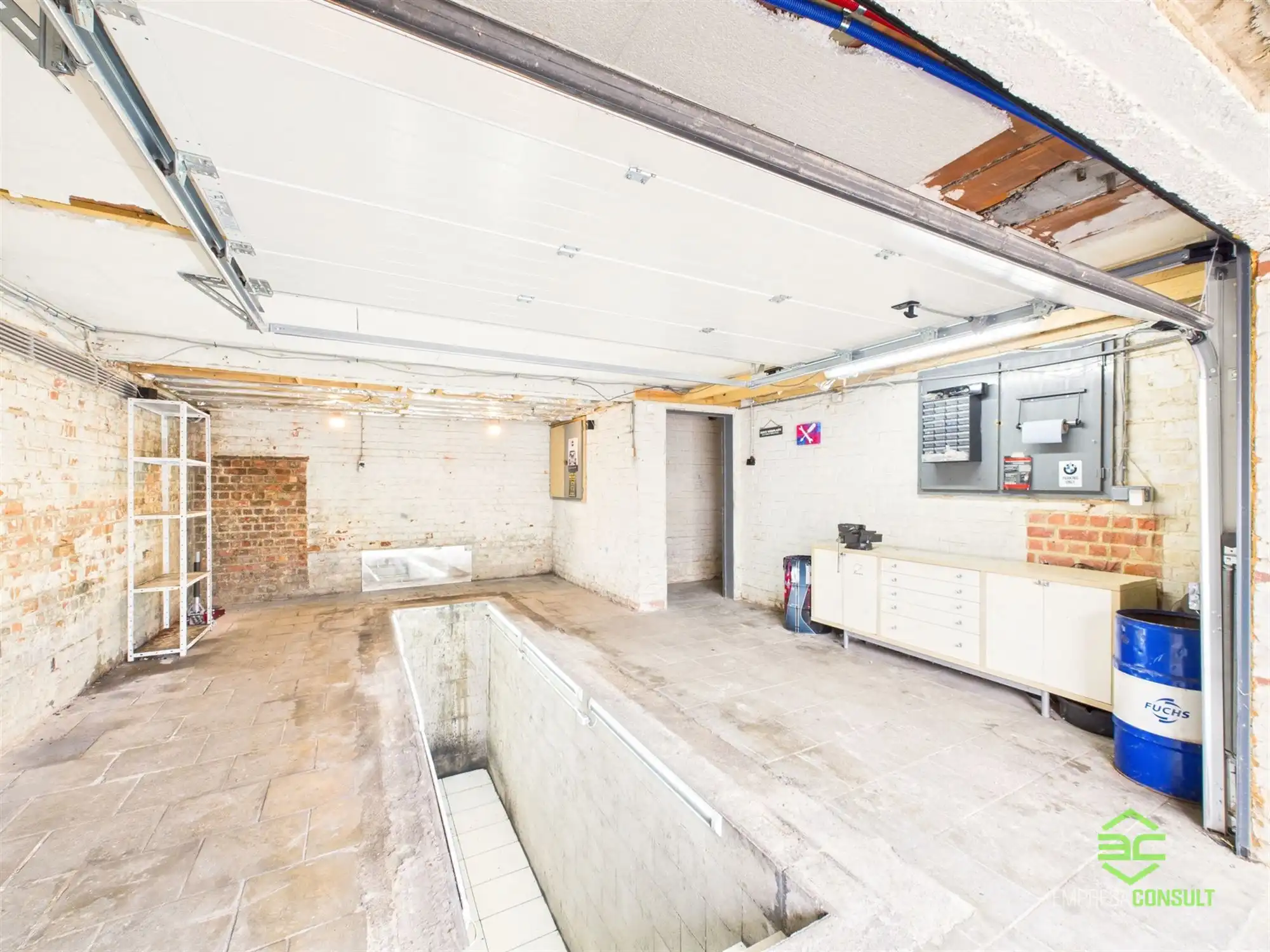 Instapklare gezinswoning met 6slpk en grote aparte garage! foto 30