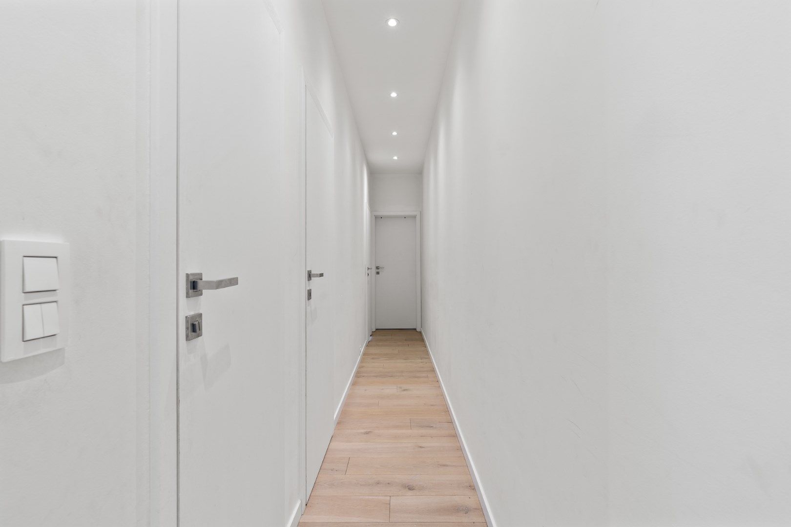 SCHITTEREND 2 SLPK APPARTEMENT MET ZONNIG TERRAS VLAKBIJ CENTRUM foto 9