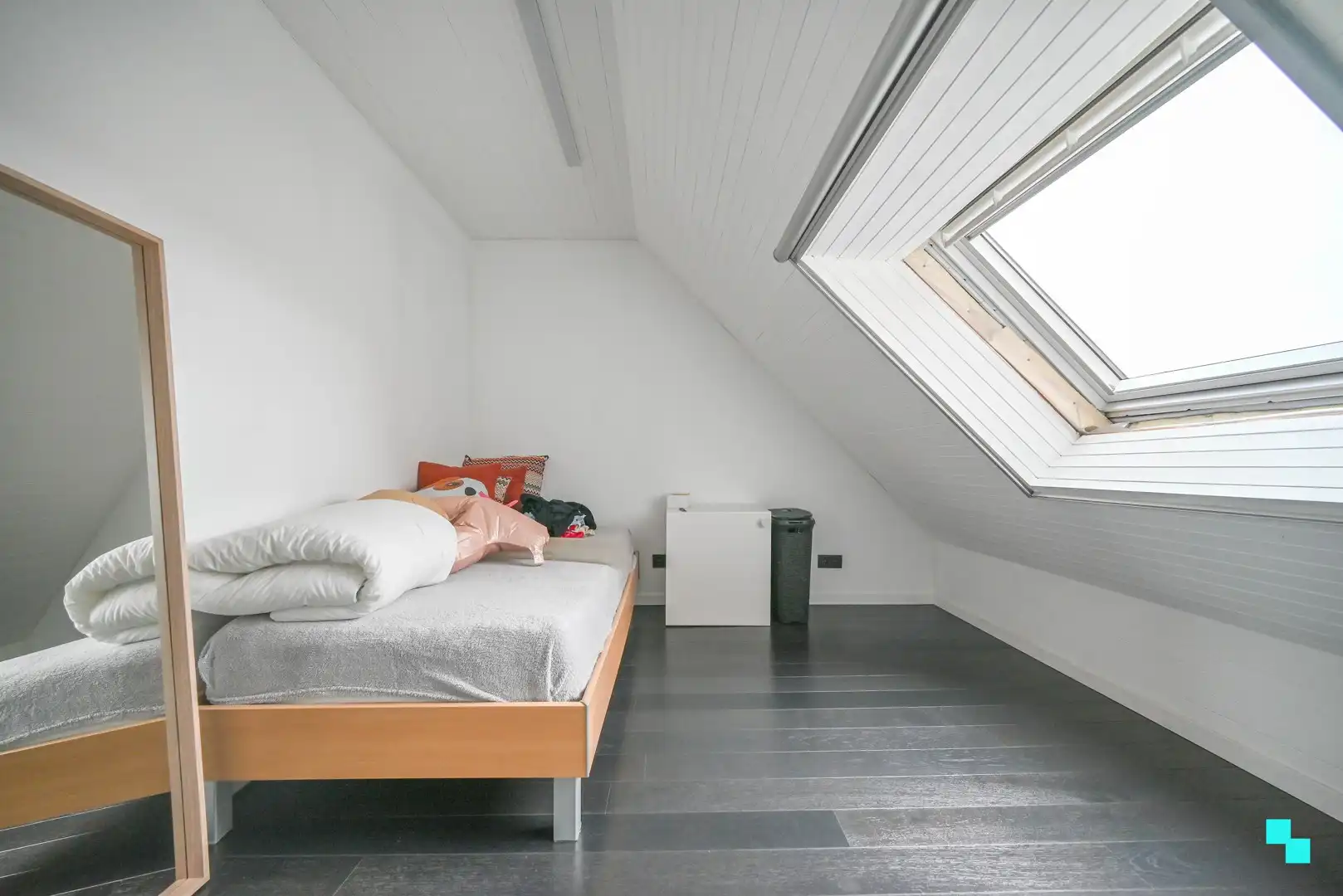 Instapklare starterswoning in Deerlijk foto 20