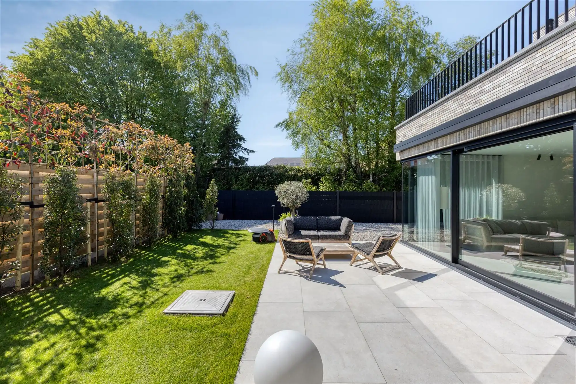 Gelijkvloers wonen met privacy en zonder syndicuskosten! foto 21