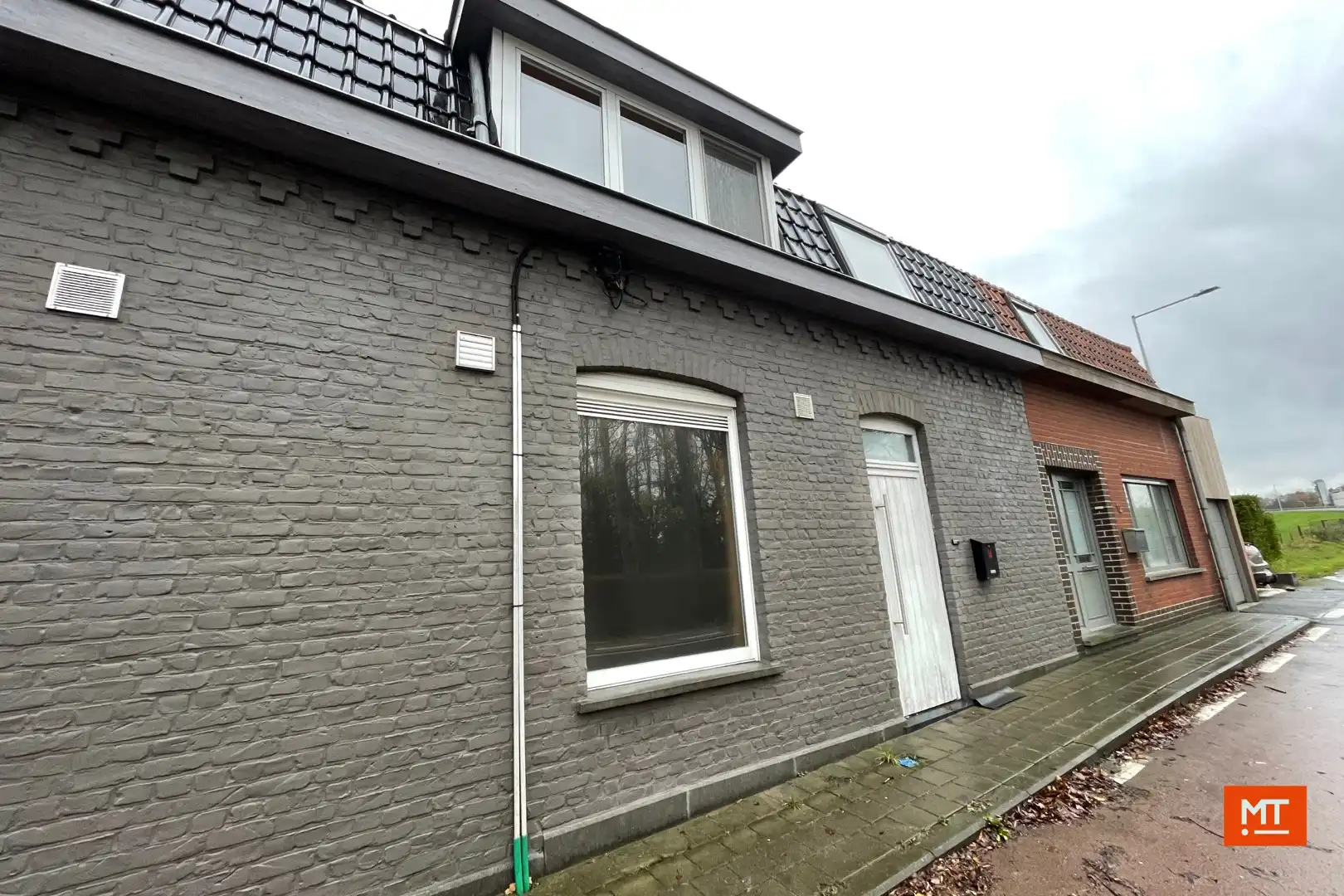 Appartement te huur foto {{pictureIndex}}