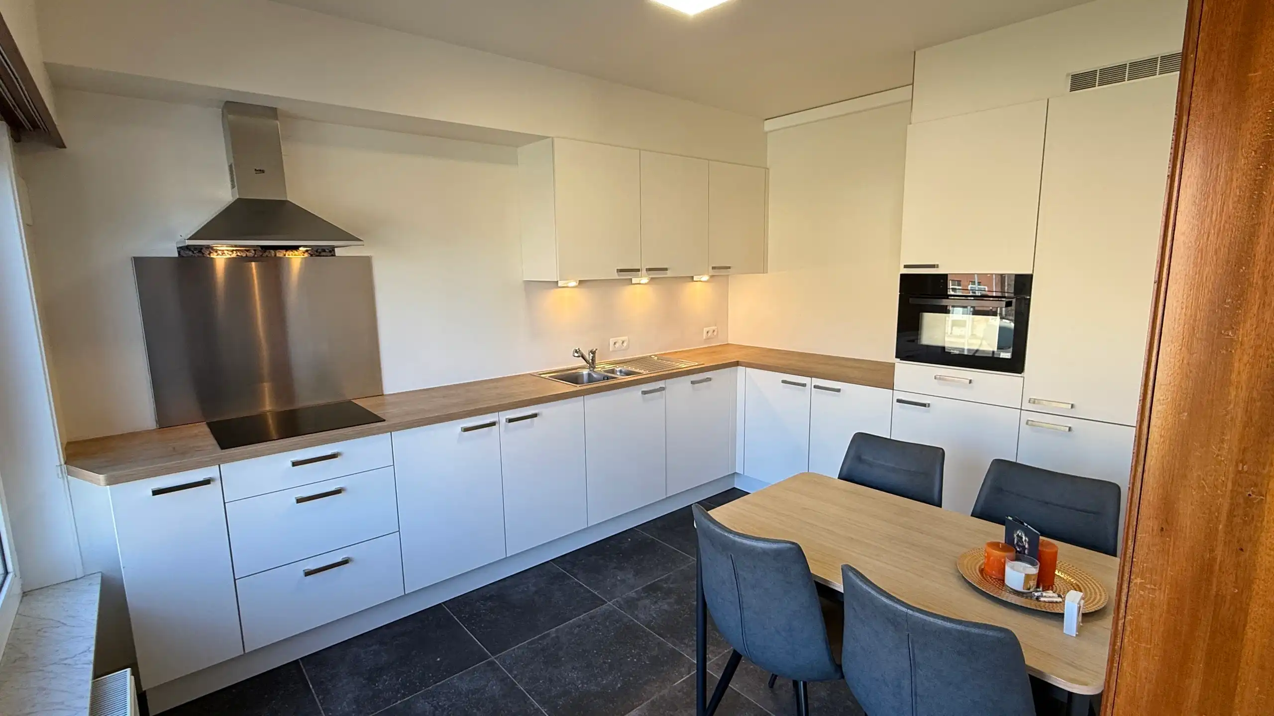 Centraal gelegen & instapklaar appartement met 2 slaapkamers foto 5