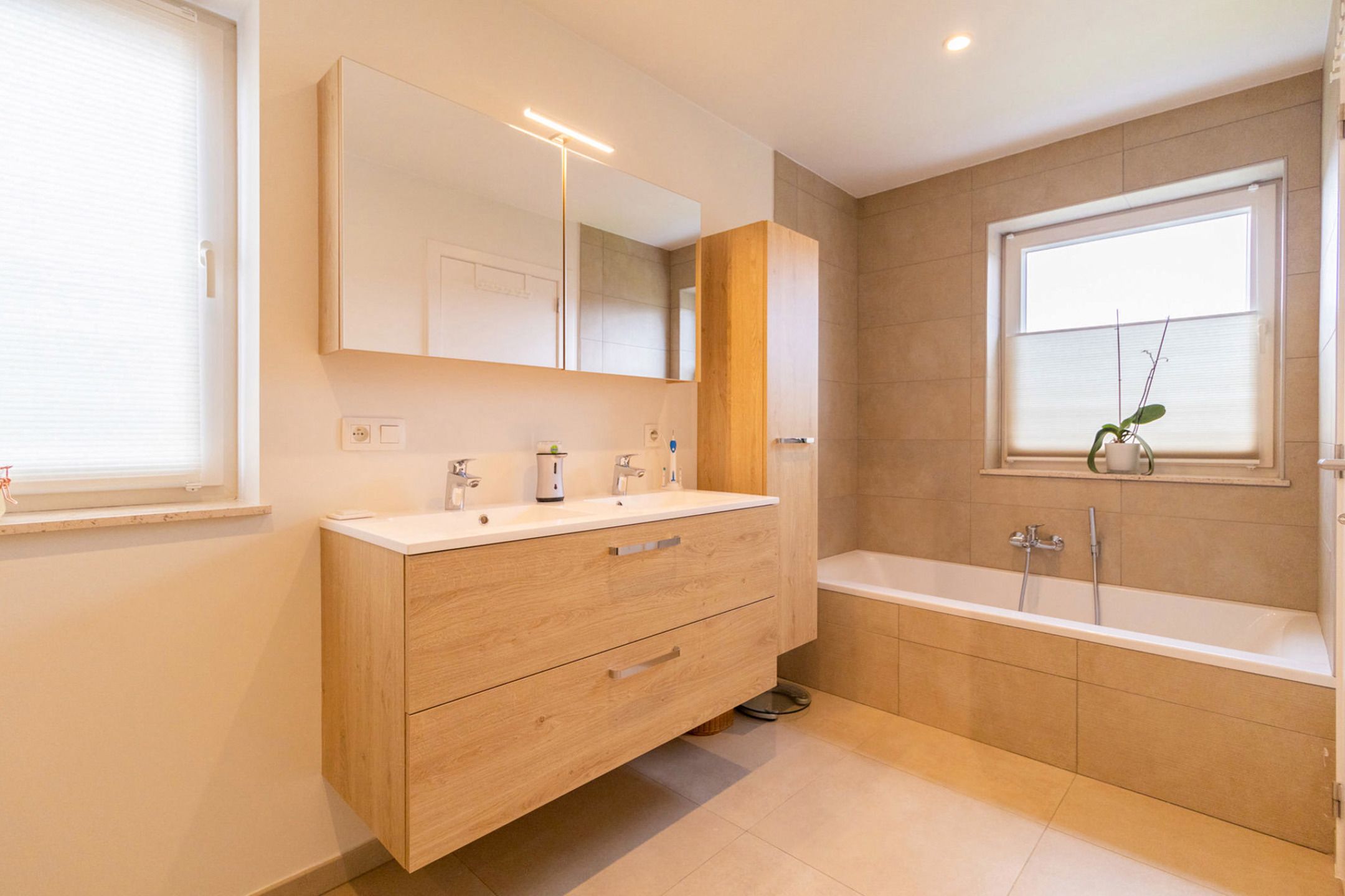 Prachtige energiezuinige nieuwbouwwoning foto 18