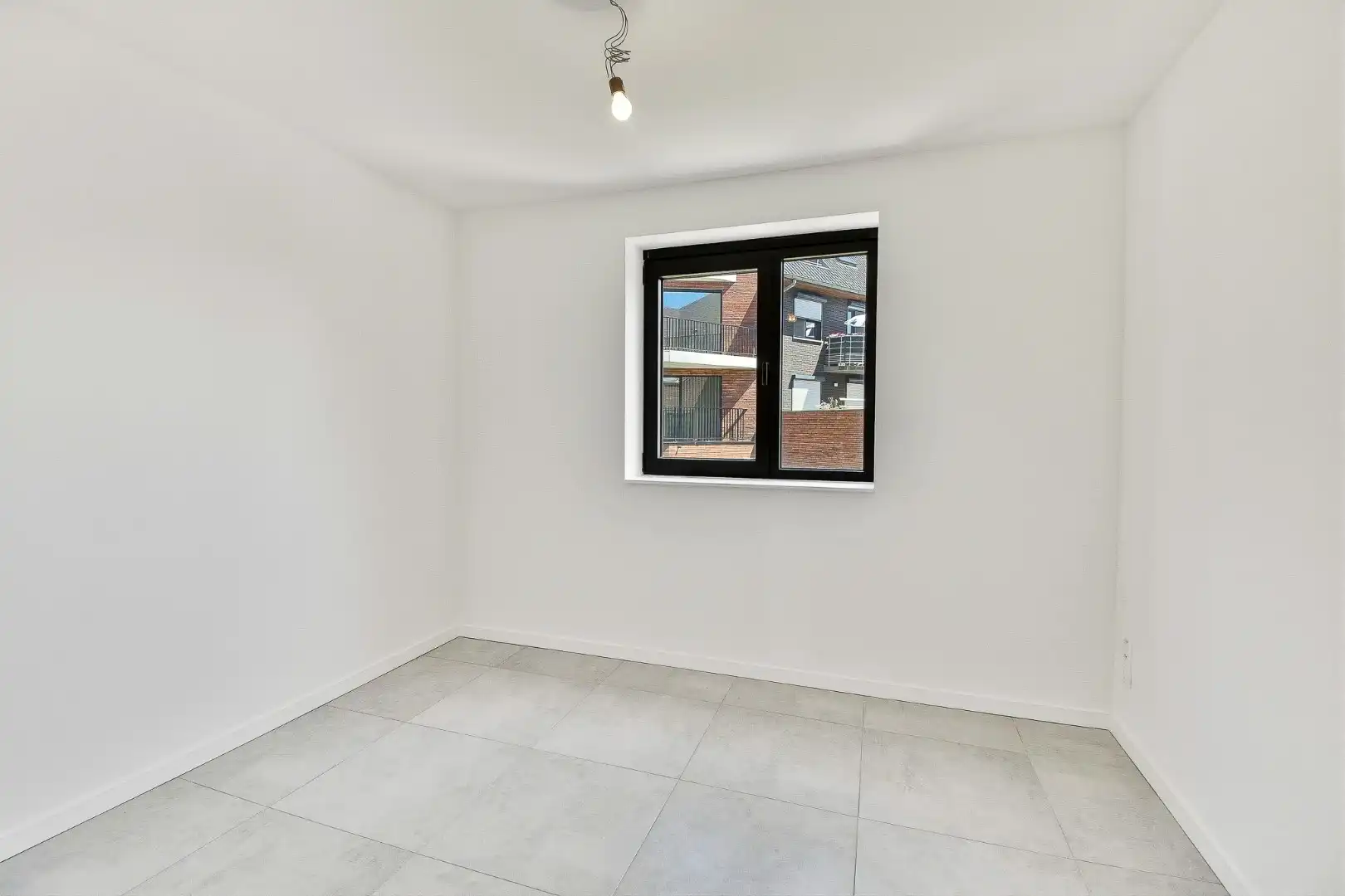 Stijlvol en energiezuinig wonen in hartje Gistel foto 14