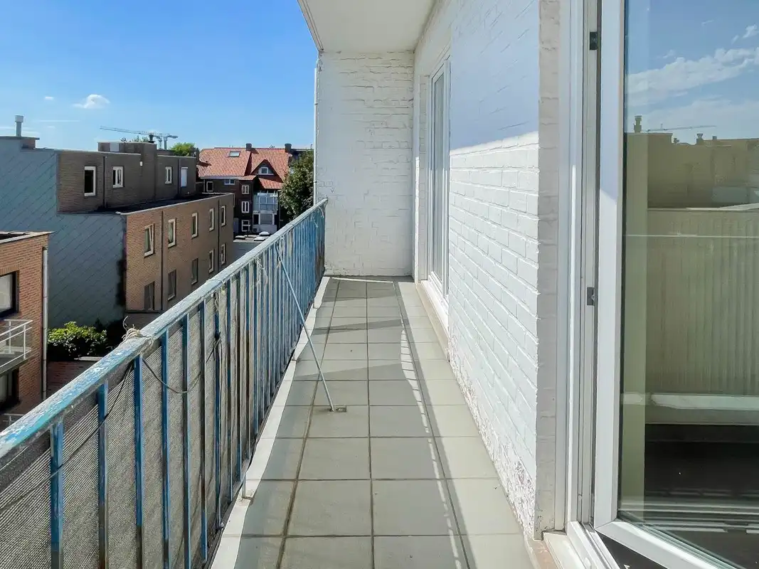 Gerenoveerd appartement met 2 slaapkamers foto 6