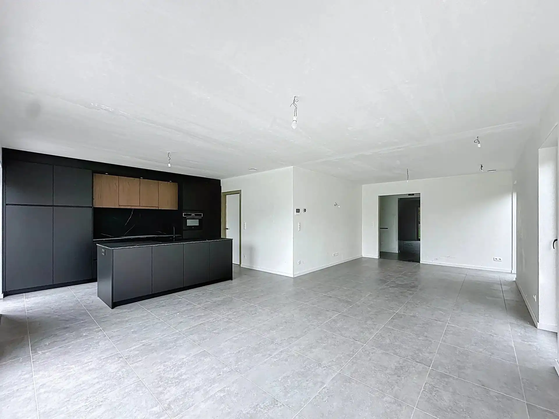 Moderne BEN-woning met 3 slaapkamers en een carport op een mooi perceel. foto 10