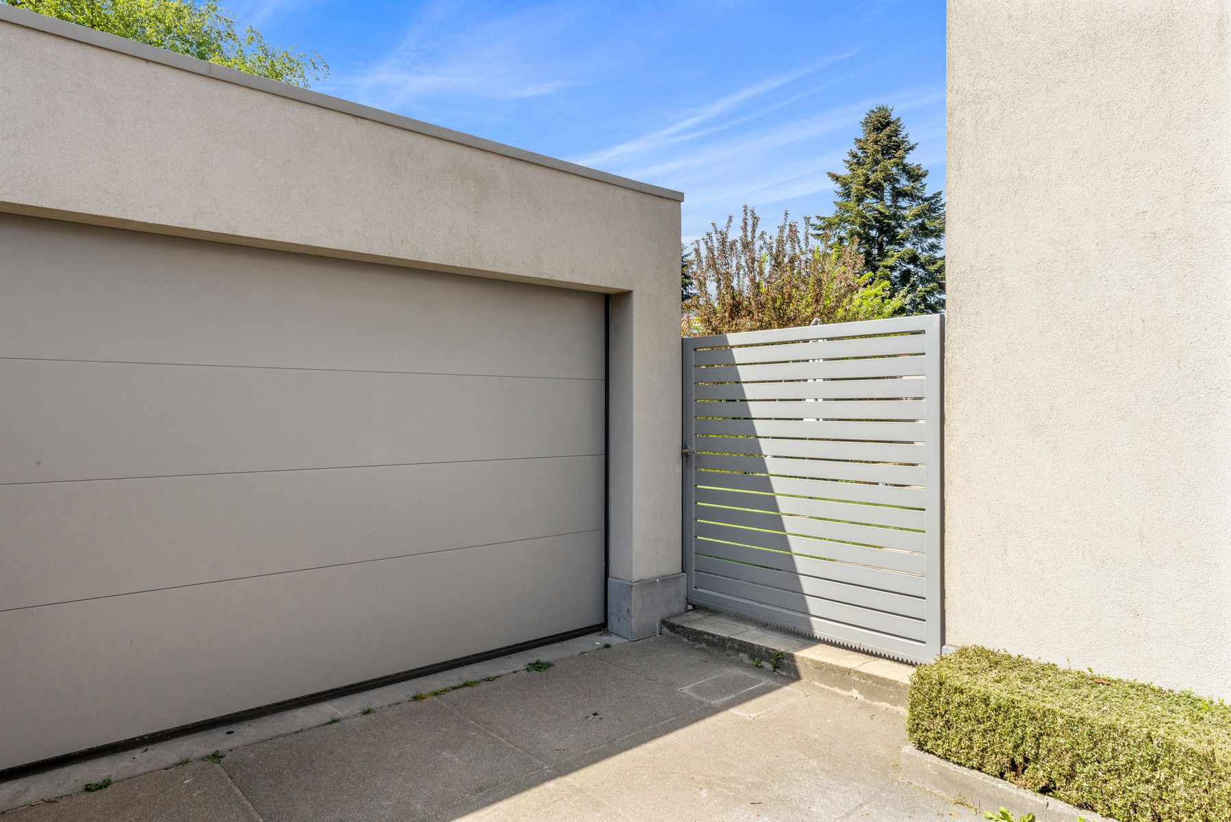 Ruime woning met nieuwe keuken, tuin & dubbele garage foto 25