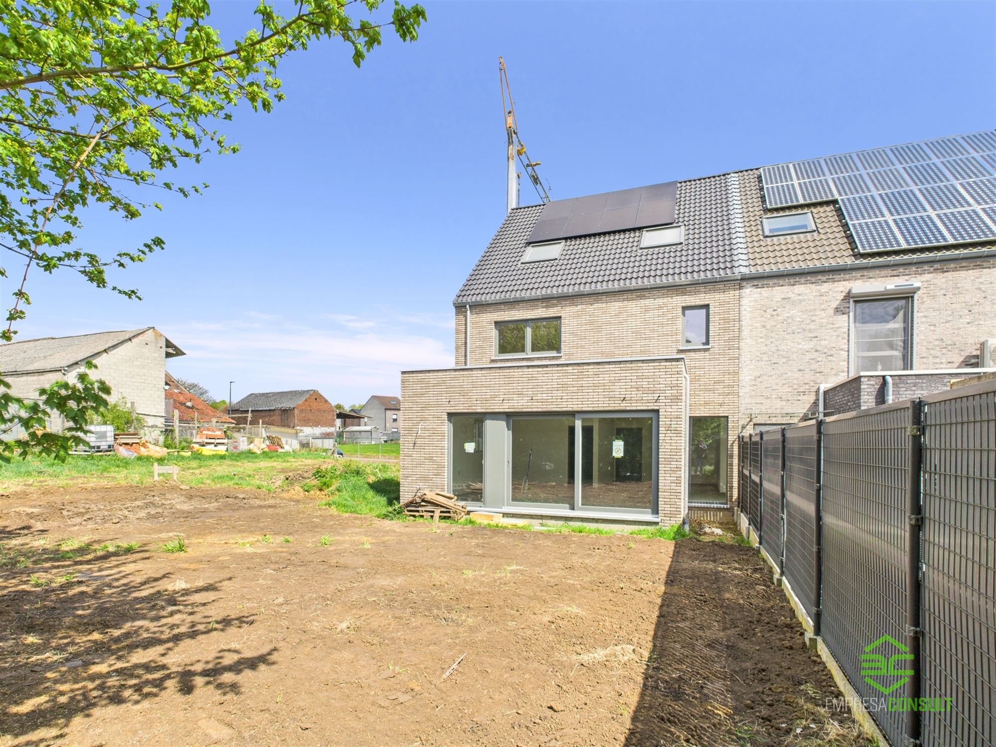 Ruime nieuwbouwwoning met 4/5 slpk en 2/3 badk! foto 4