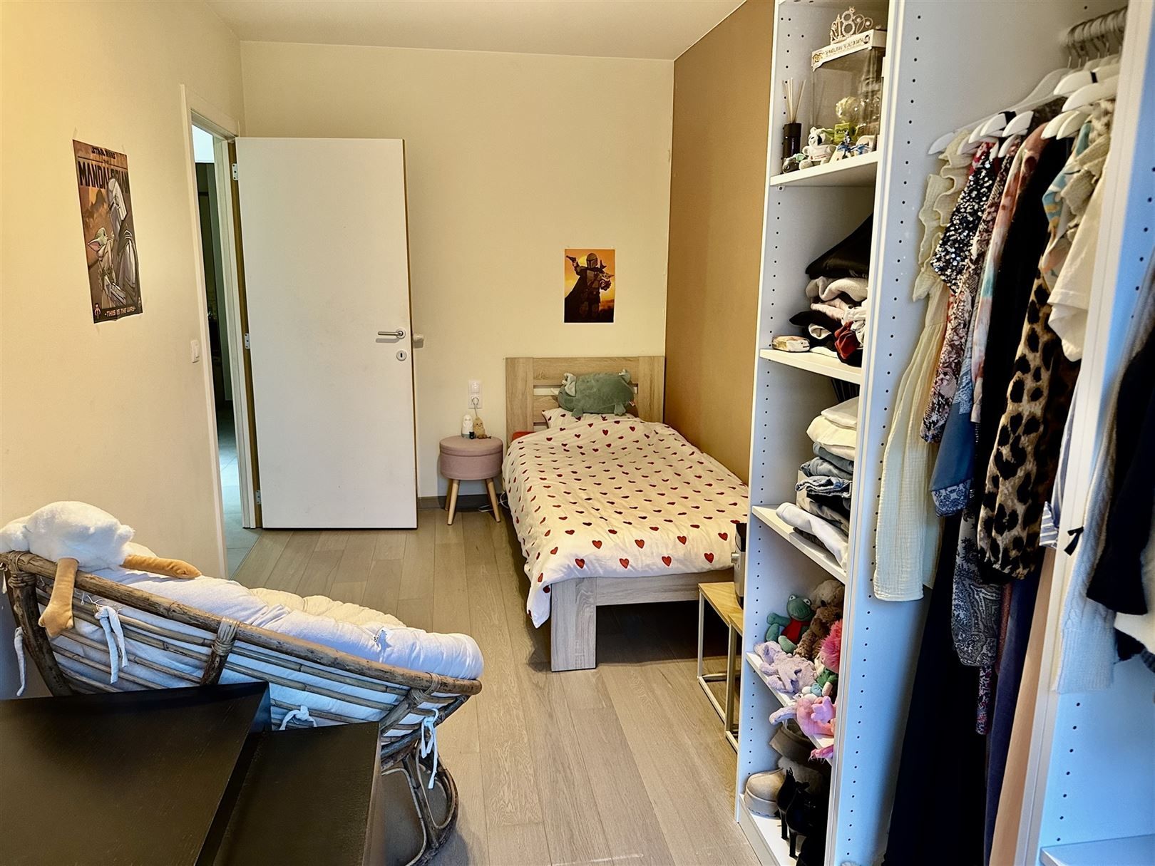 2 slpk appartement met terras en autostaanplaats. foto 8