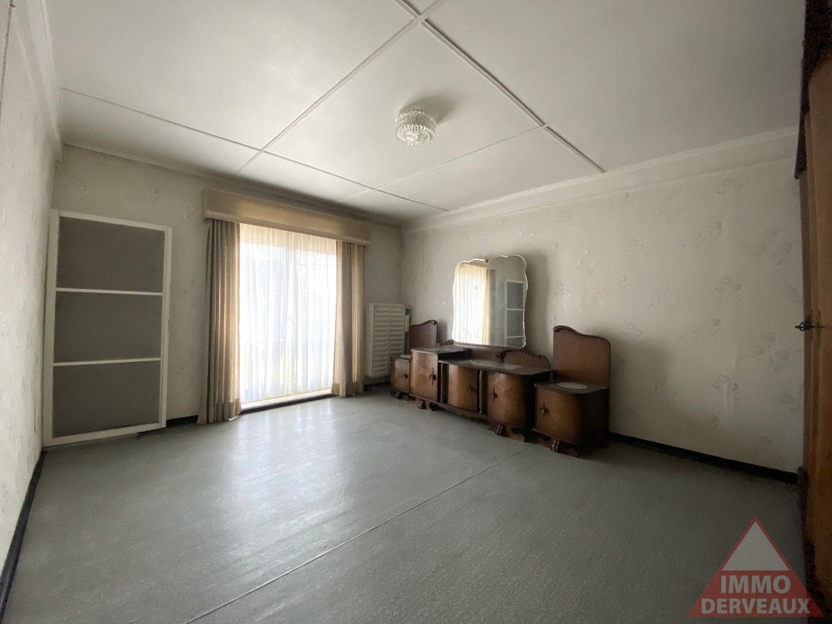 Moorslede – Op te frissen woning met werkplaats foto 7