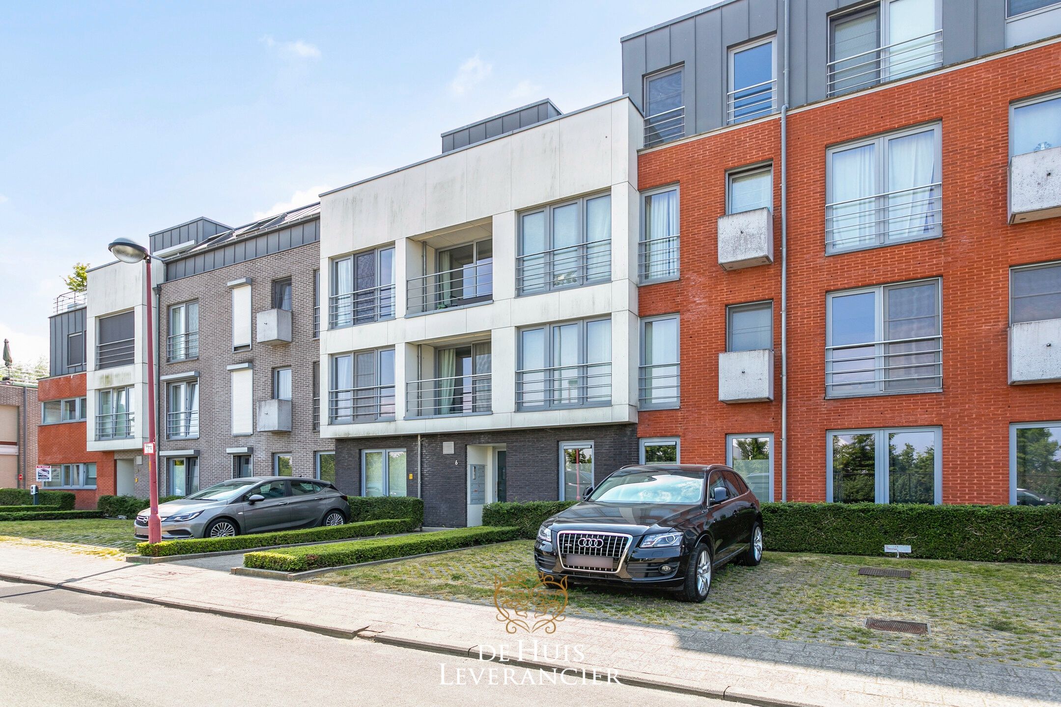 Energiezuinig modern appartement met lift en terras foto 2