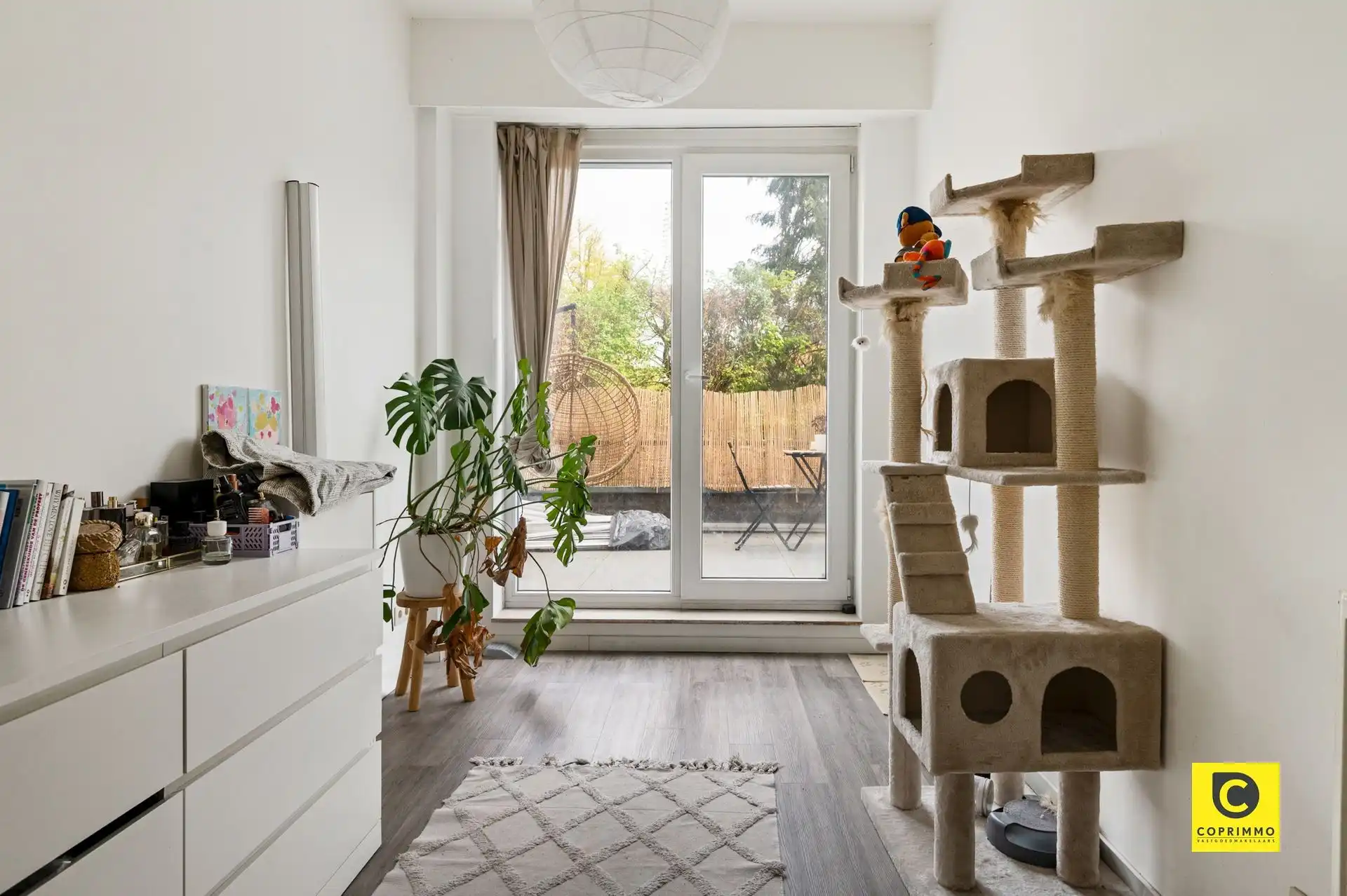 Instapklaar GLV app. met 2 slpks en groot terras! foto 5