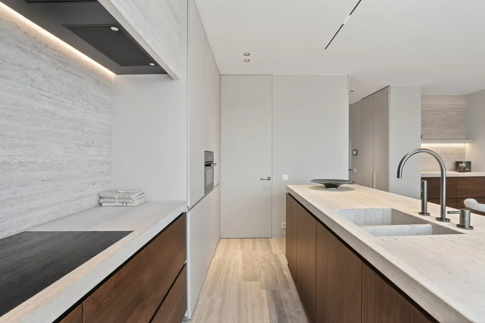 Milenka - Duplex-penthouse 8e + 9e verdieping – Iconisch wonen boven Het Zoute foto 14