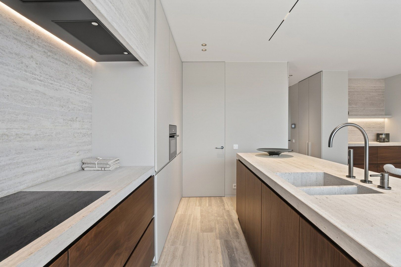 Milenka - Duplex-penthouse 8e + 9e verdieping – Iconisch wonen boven Het Zoute foto 14