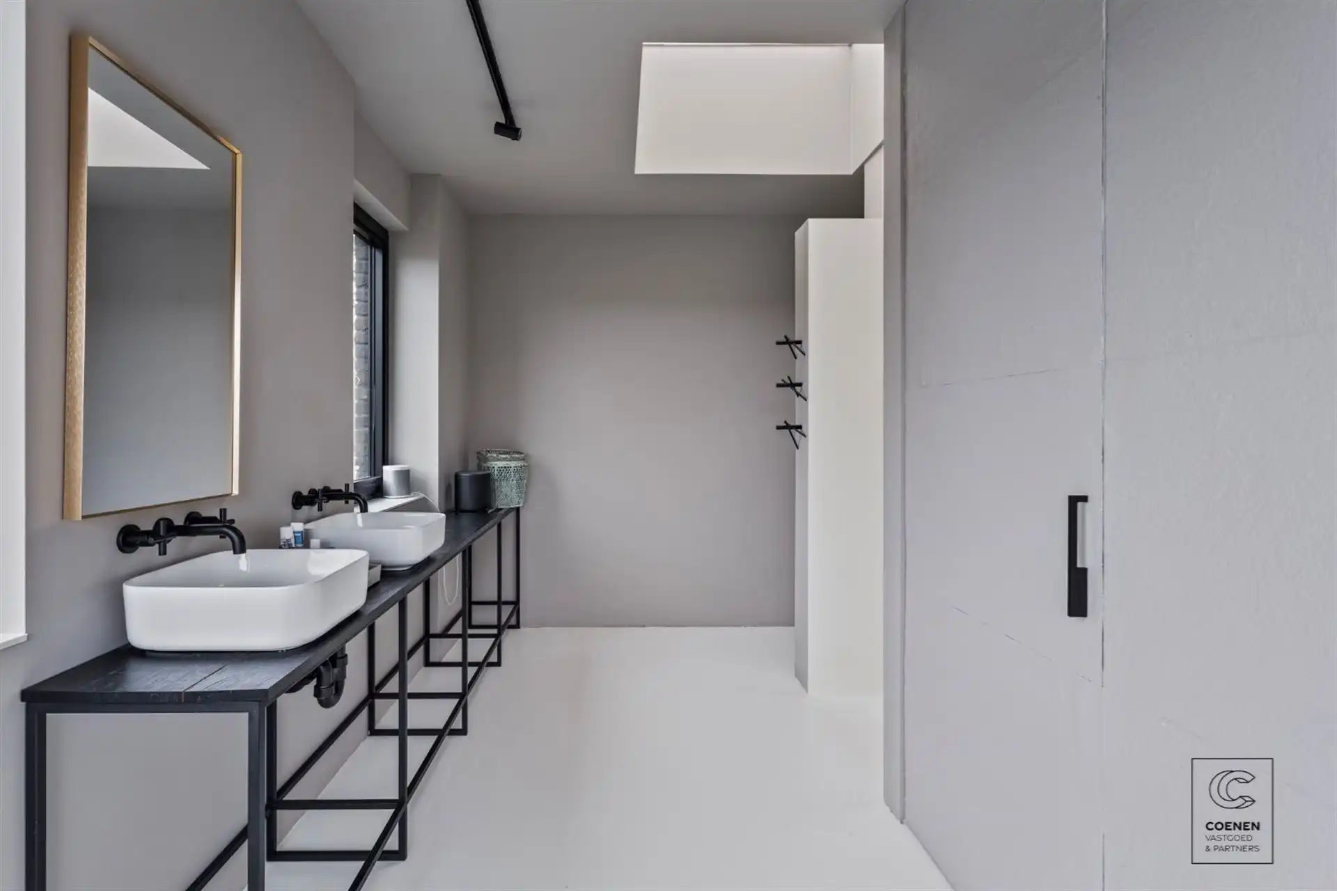 Prachtig en verder af te werken HOB op rustige locatie! foto 15