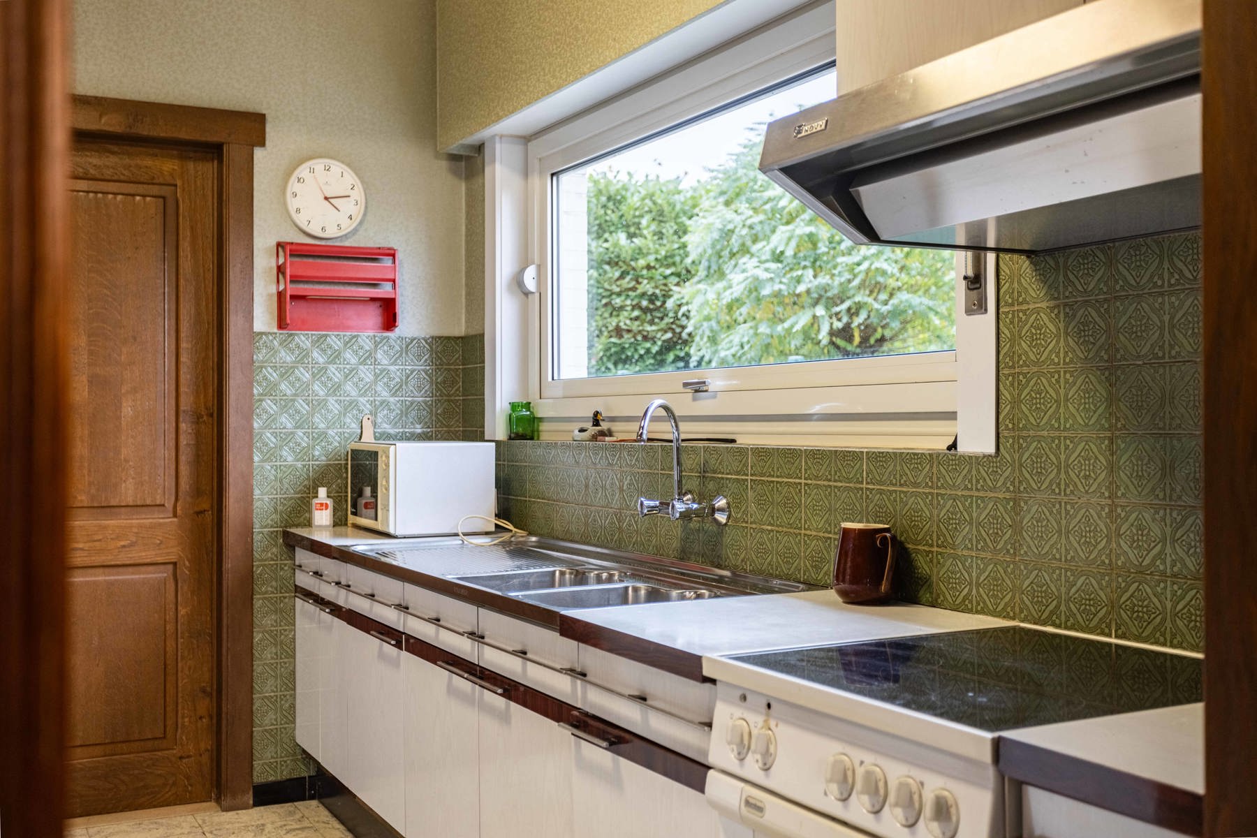 Leuke te renoveren retro villa foto 11