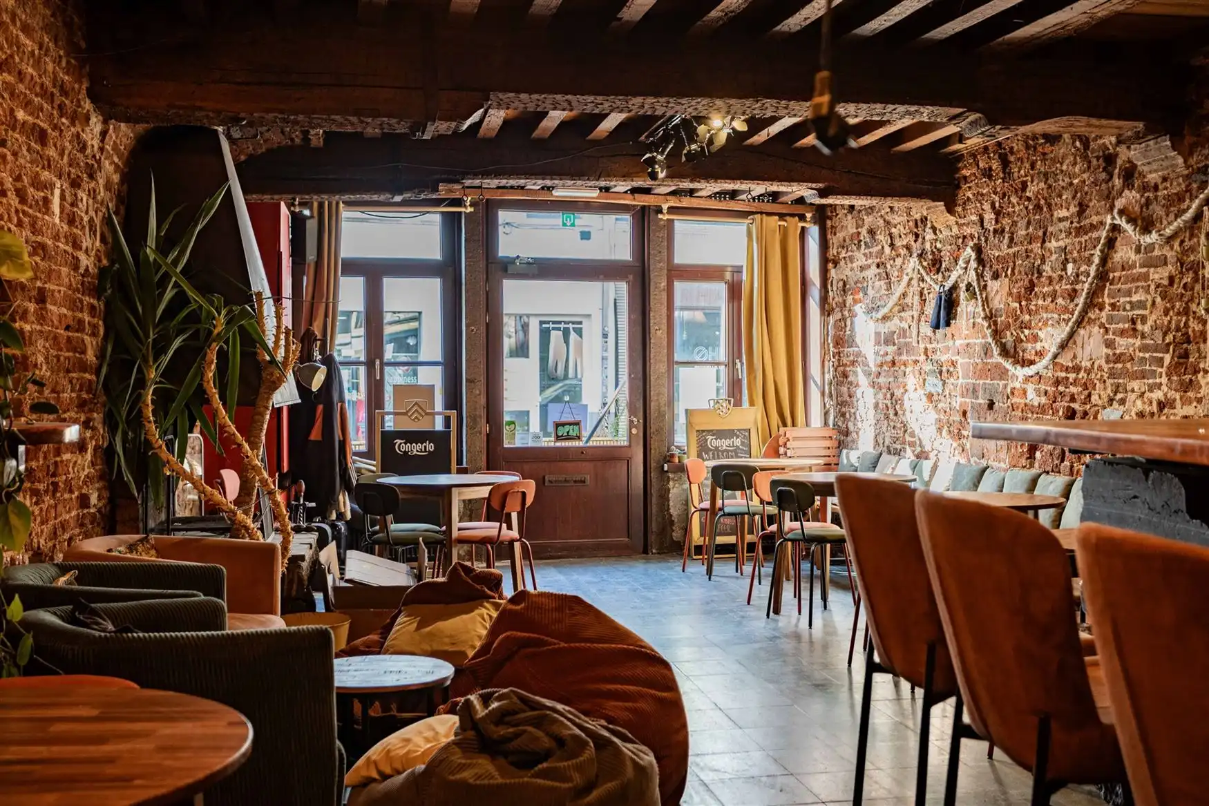 Commercieel gelegen horecapand in de bruisende Gentse binnenstad foto 12