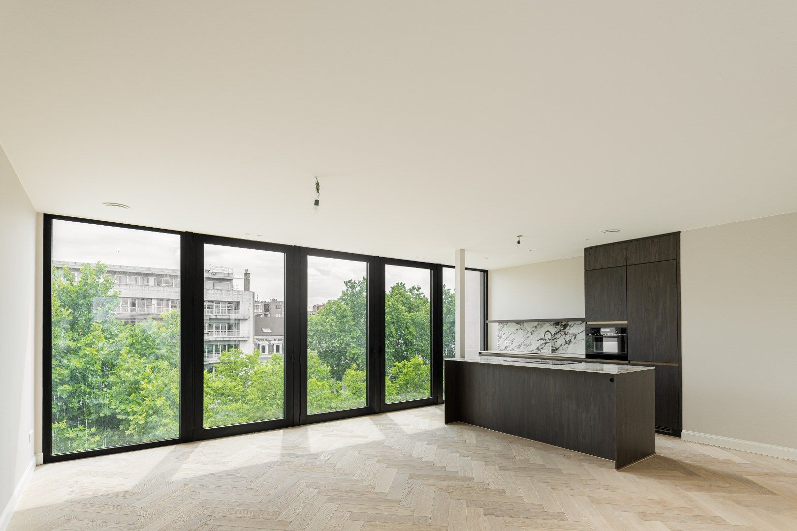 Meerdere luxe appartementen te koop op de Frankrijklei foto {{pictureIndex}}