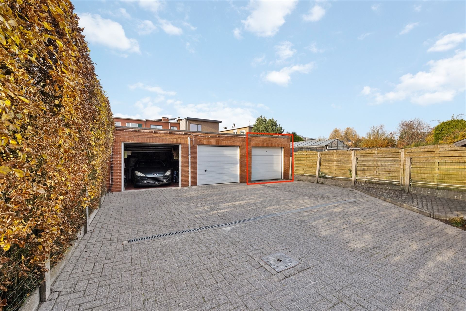 Instapklaar Appartement met 2 Slaapkamers, Terras en Garage foto 20