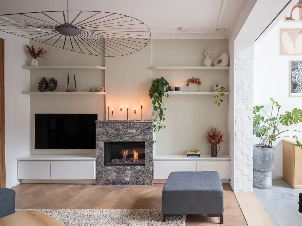 Prachtig gerenoveerde (Volt Architecten) interbellumwoning met vier slaapkamers, twee badkamers en zonnige stadstuin nabij de Bijloke. foto 6