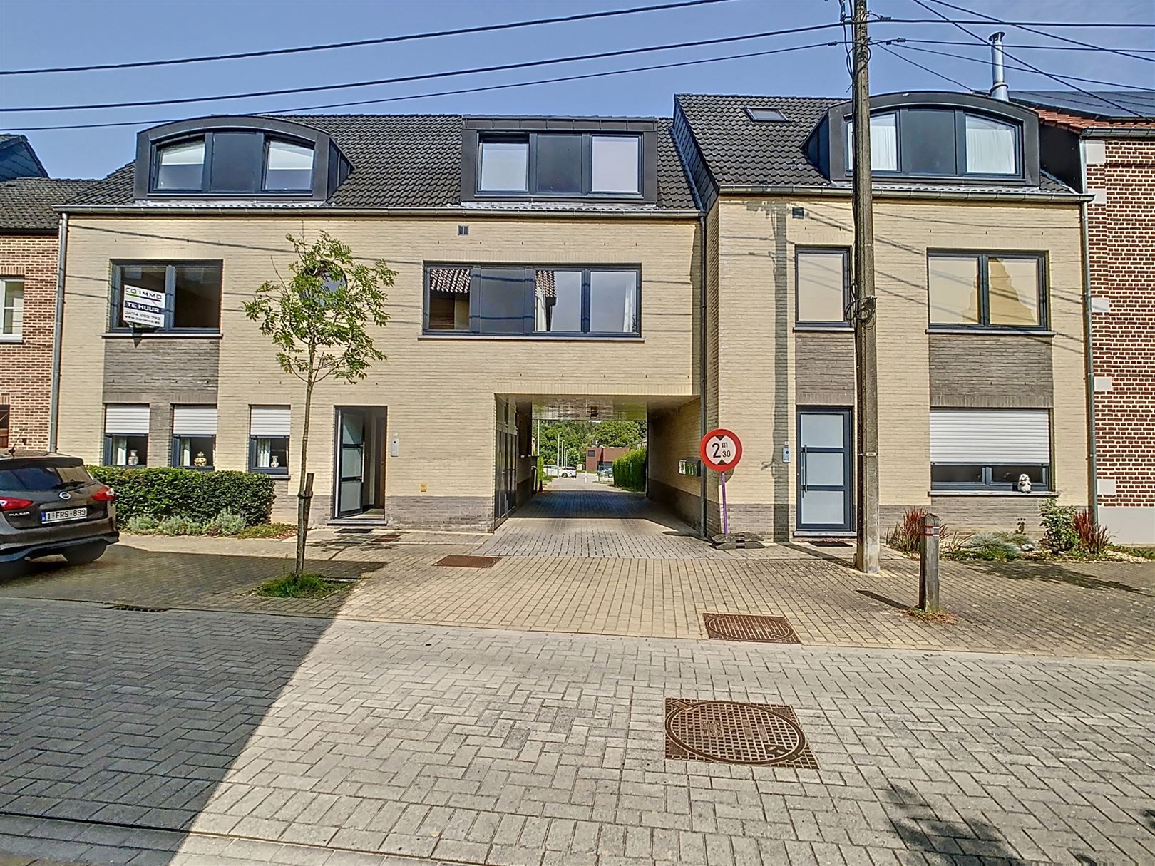 Ruim duplex app met terras, 3 slpks, parkeerplaats foto 40