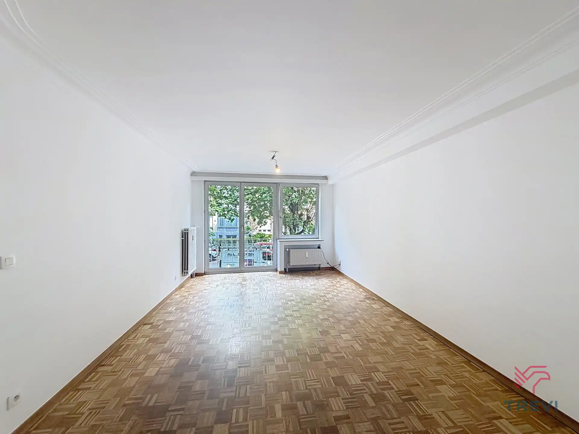 Mooi, gerenoveerd appartement met 2 slaapkamers foto 3