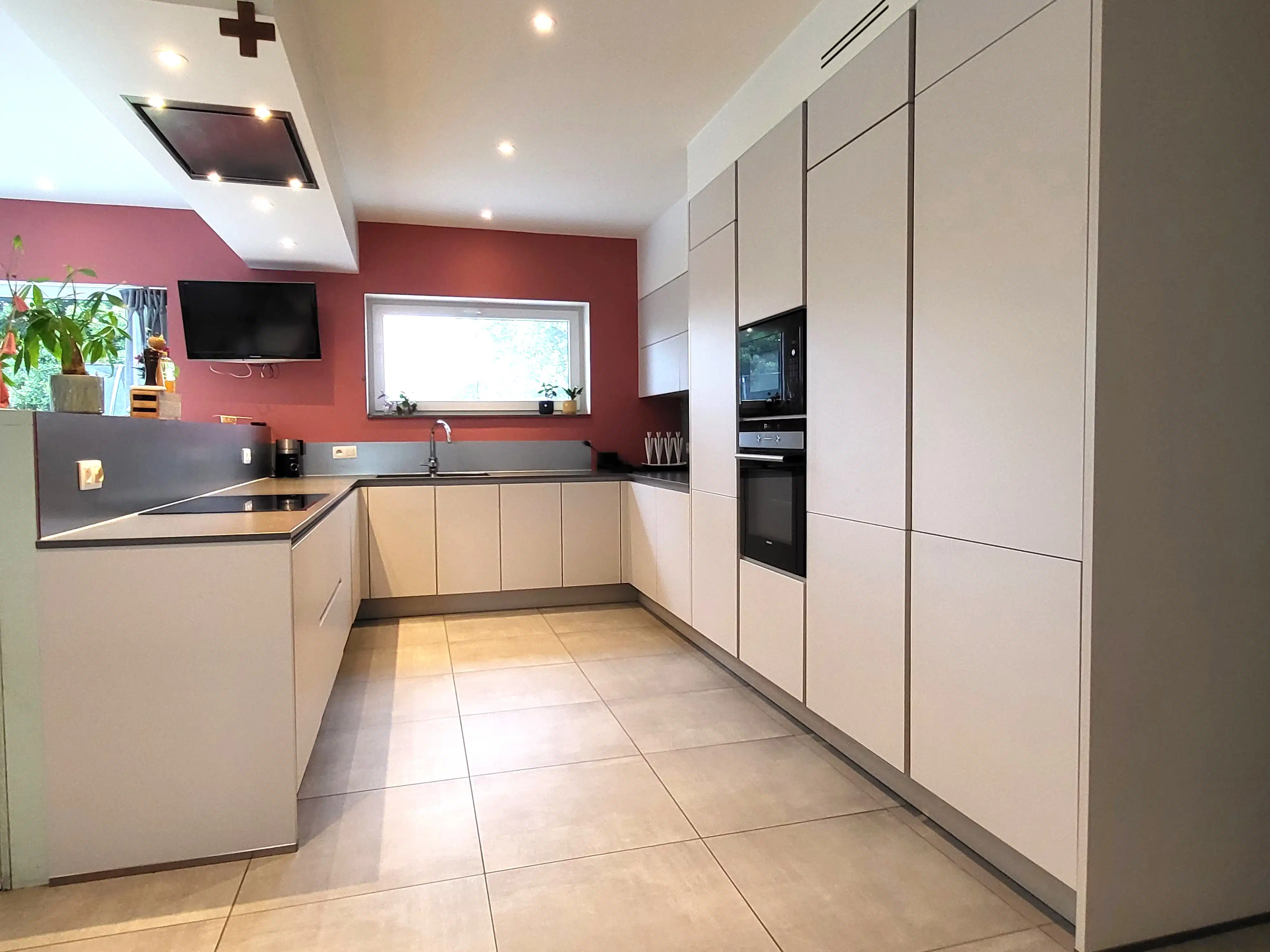 Totaal gerenoveerde woning van 2016-2017 op een perceel van 840 m², met oog voor comfort, ruimte en energiezuinigheid. foto 7