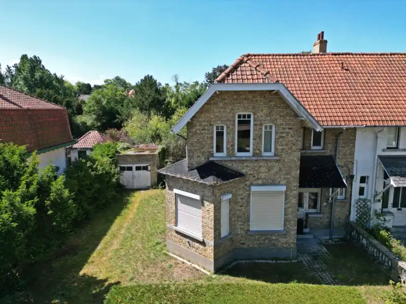 CHARMANTE KOPPELWONING OP UITSTEKENDE LOCATIE foto 3