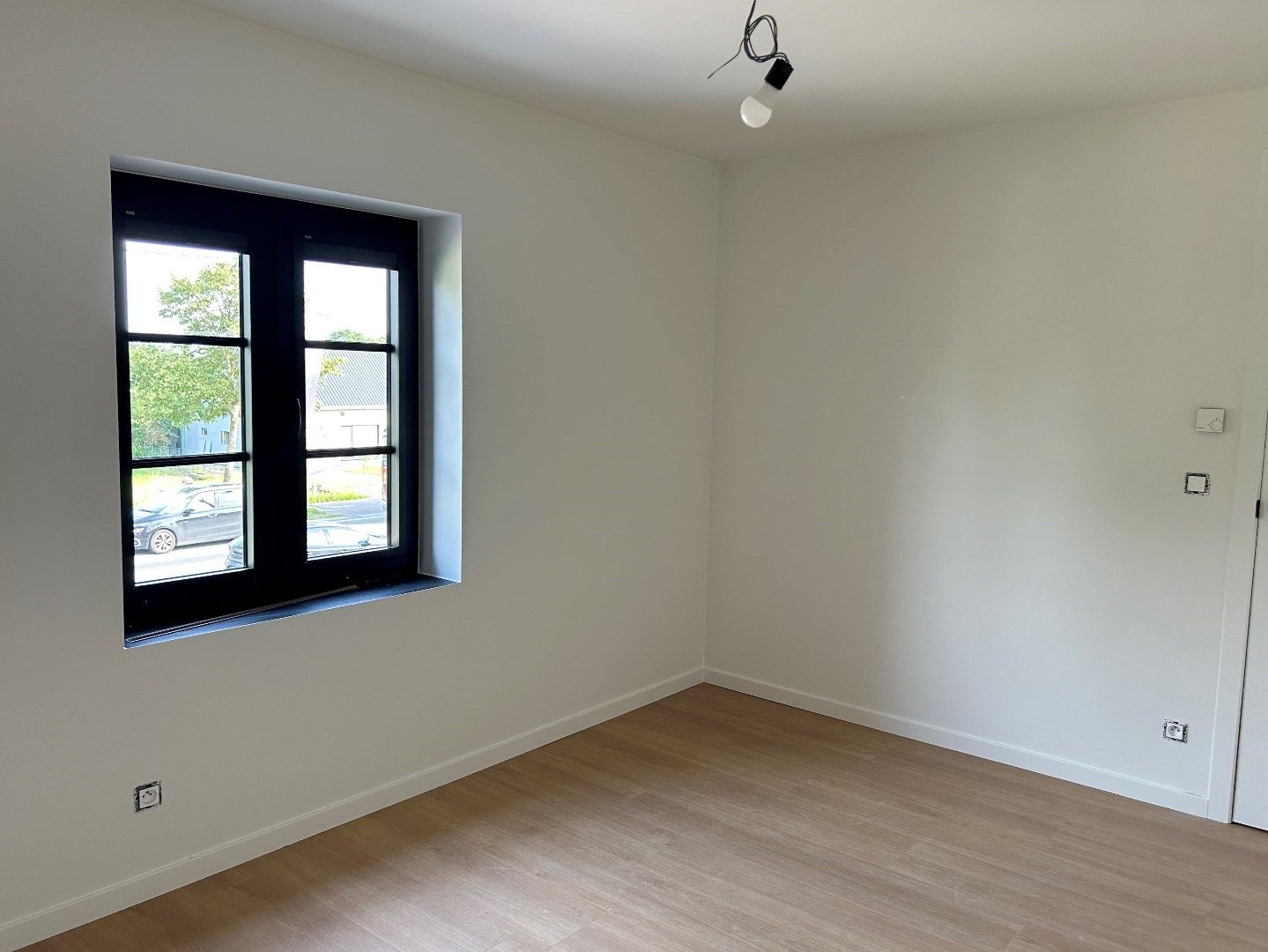 PRACHTIGE NIEUWBOUWWONING MET HOOGWAARDIGE AFWERKING! foto 4