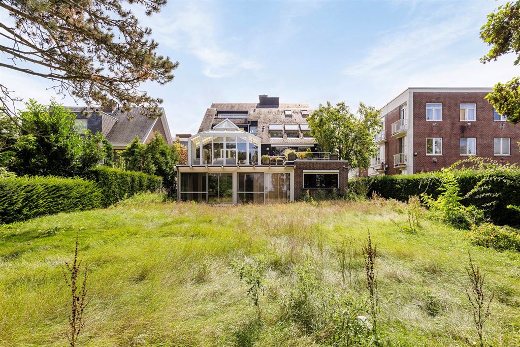 Riant appartement met mooie tuin op gelijkvloerse verdieping foto 9