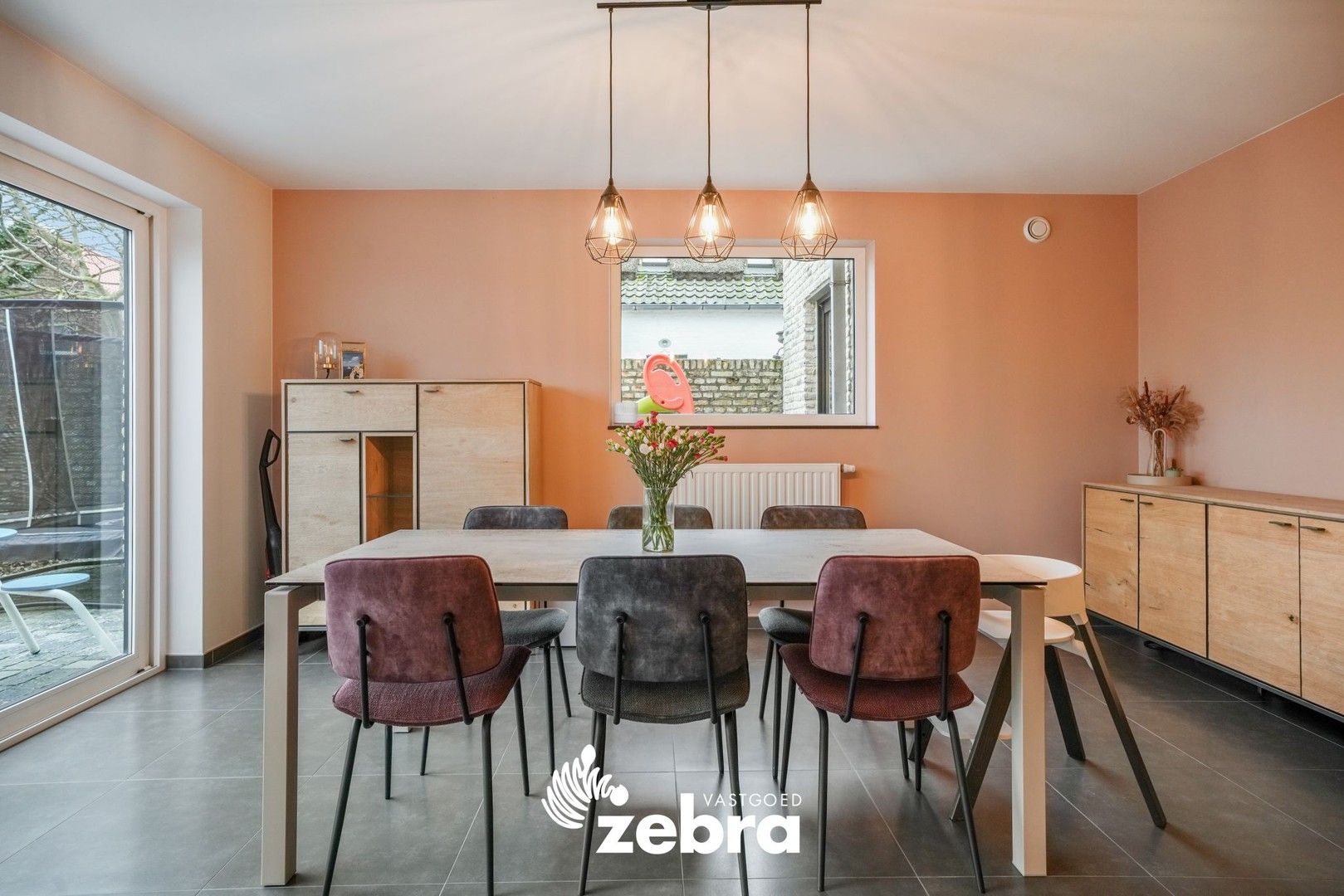 Ruime en recente woning met vier slaapkamers te Gijverinckhove! foto 7