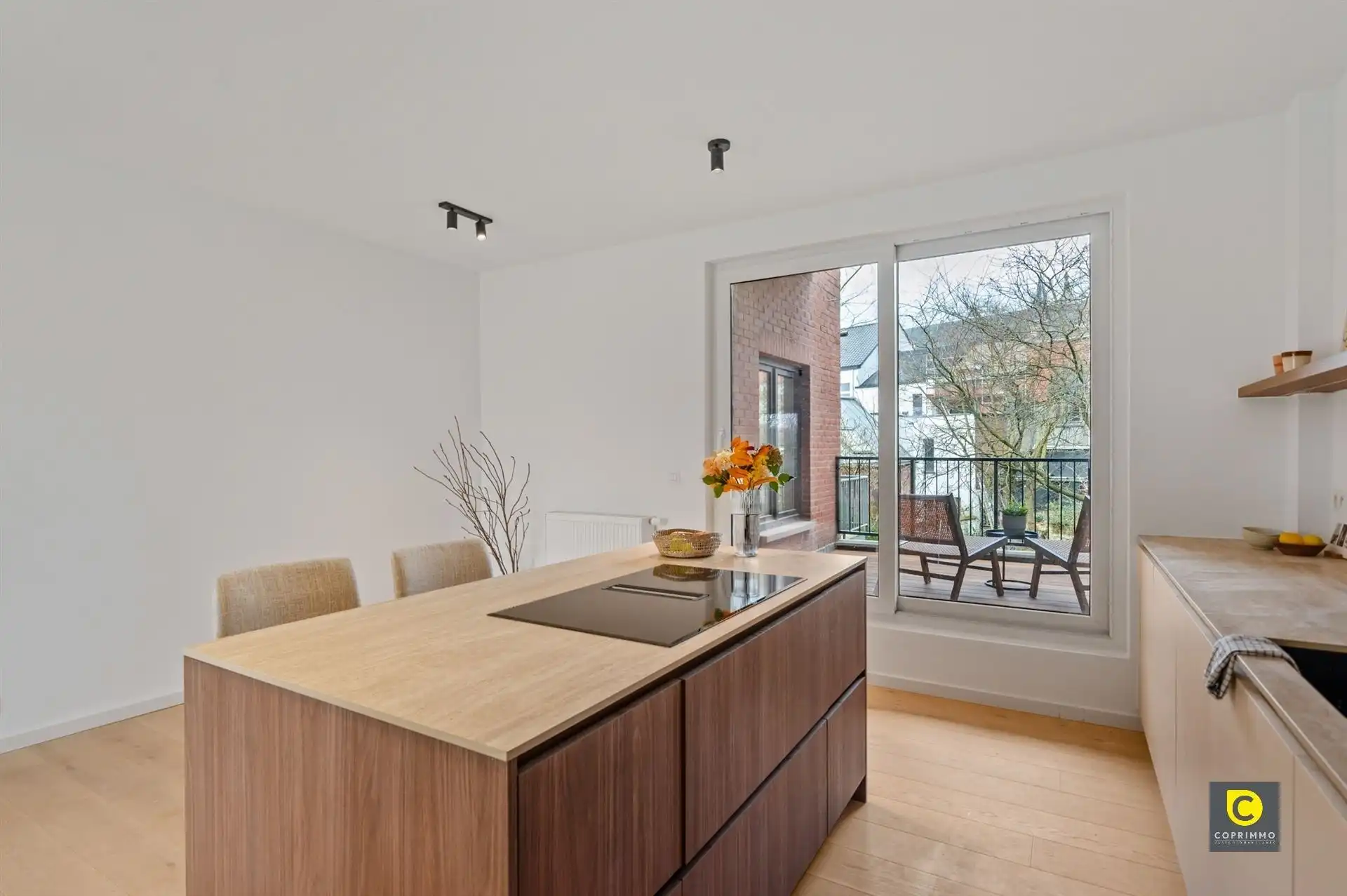 Gerenoveerd 2 slpk app op top locatie foto 7