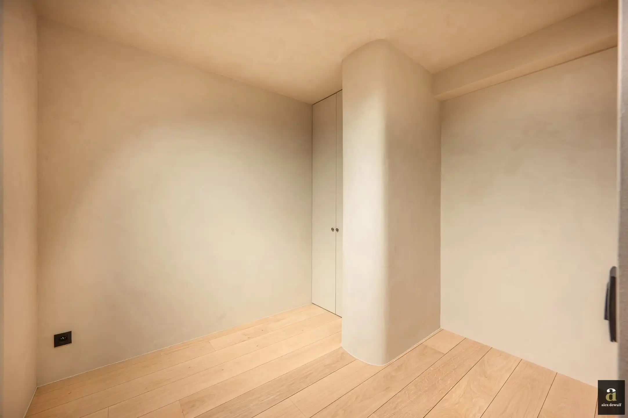 Gerenoveerd appartement met 3 slaapkamers, gelegen nabij de Zeedijk en het Driehoeksplein. foto 21