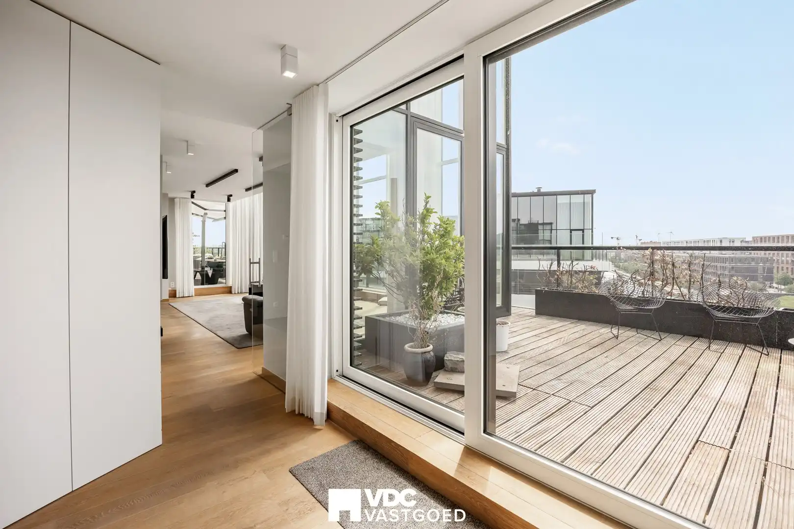 Exclusief duplex-penthouse met panoramisch zwembad – Zuidzicht Hasselt foto 26