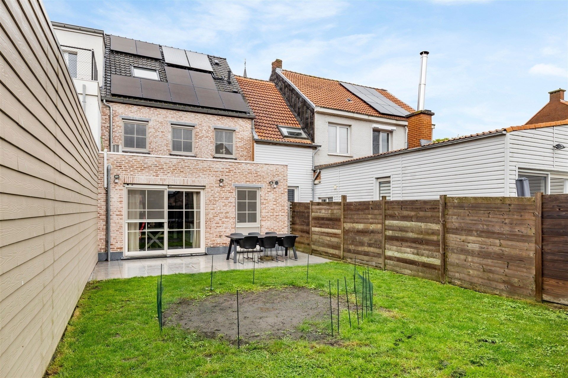 Recente woning met 4 slaapkamers en zonnige tuin gelegen in het hartje van Meerdonk foto 16