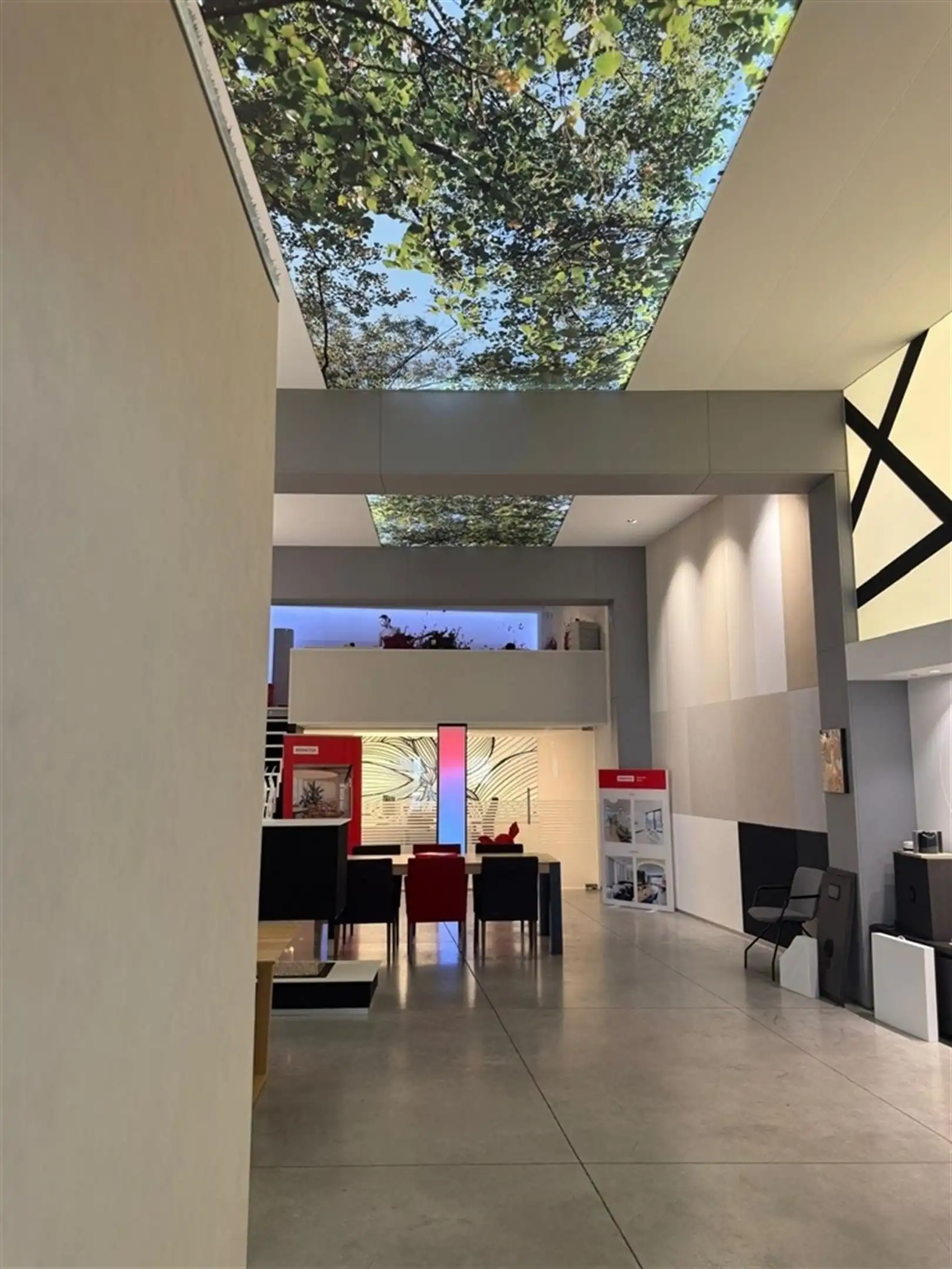 Bedrijfsgebouw te Roeselare foto 5