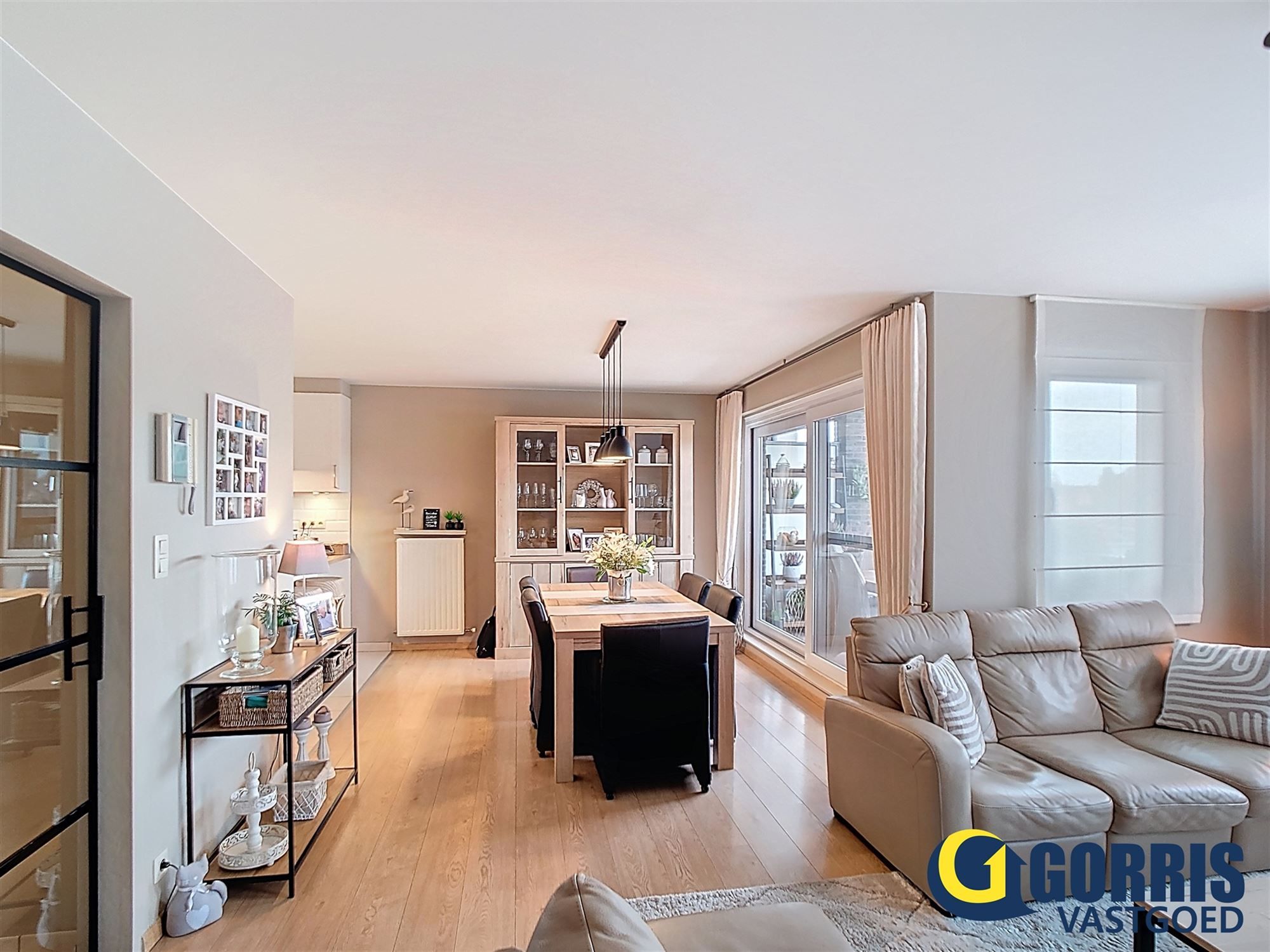 Verhuurd appartement met terras en gegarandeerd rendement in het centrum van Heist-op-den-Berg foto 6