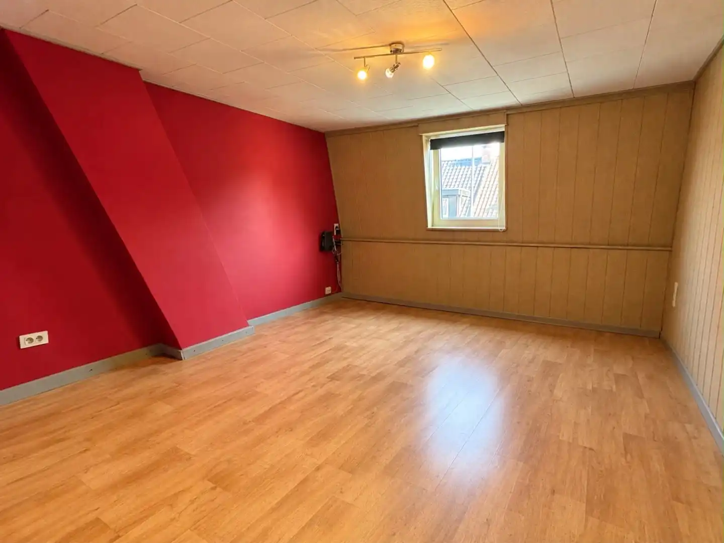 Rijwoning met 3 slaapkamers te koop in Harelbeke foto 8